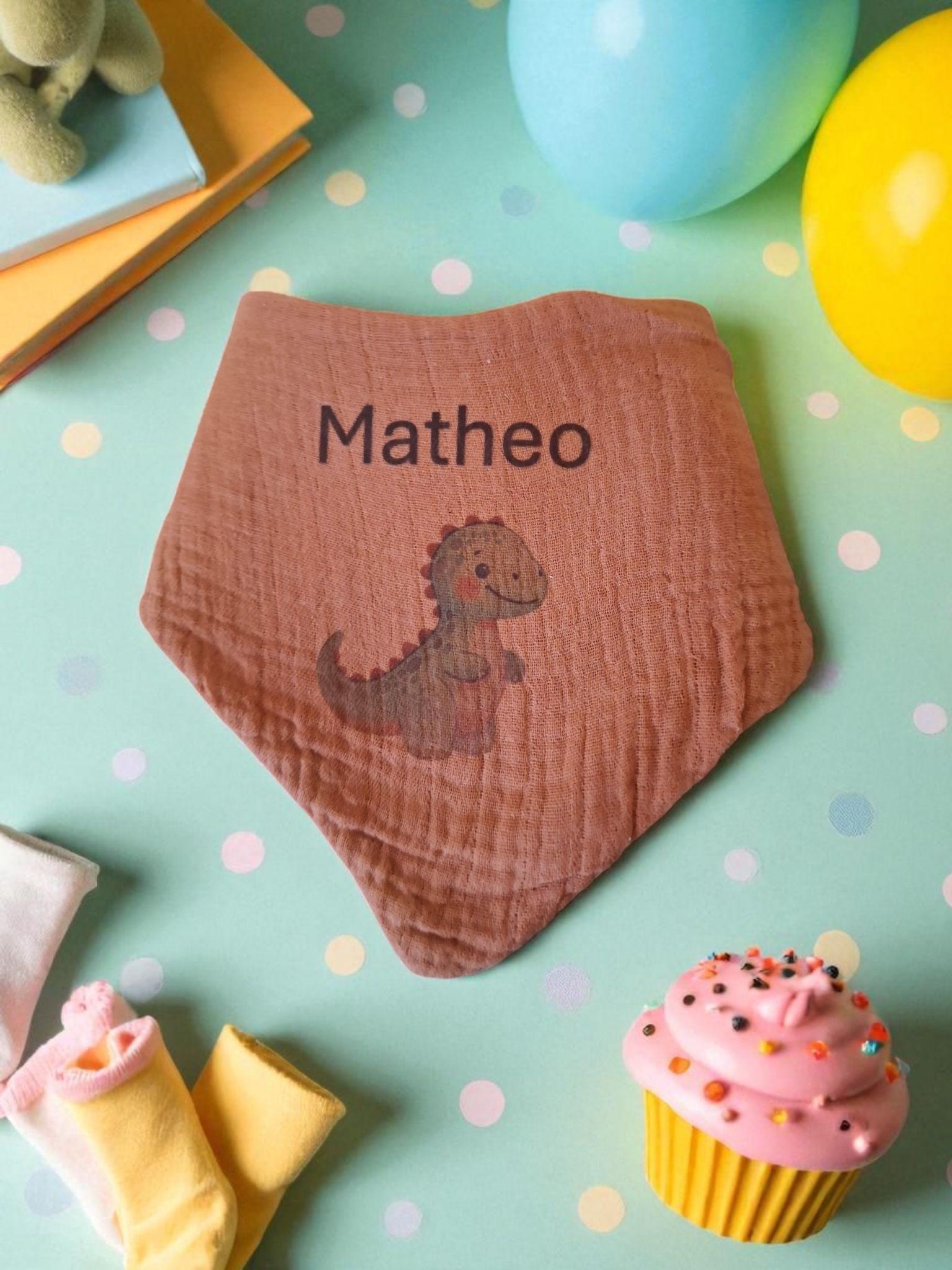 Musselin Halstuch; Personalisiert Mit Namen Und Motiv von Etsy - NikosWoodandLight