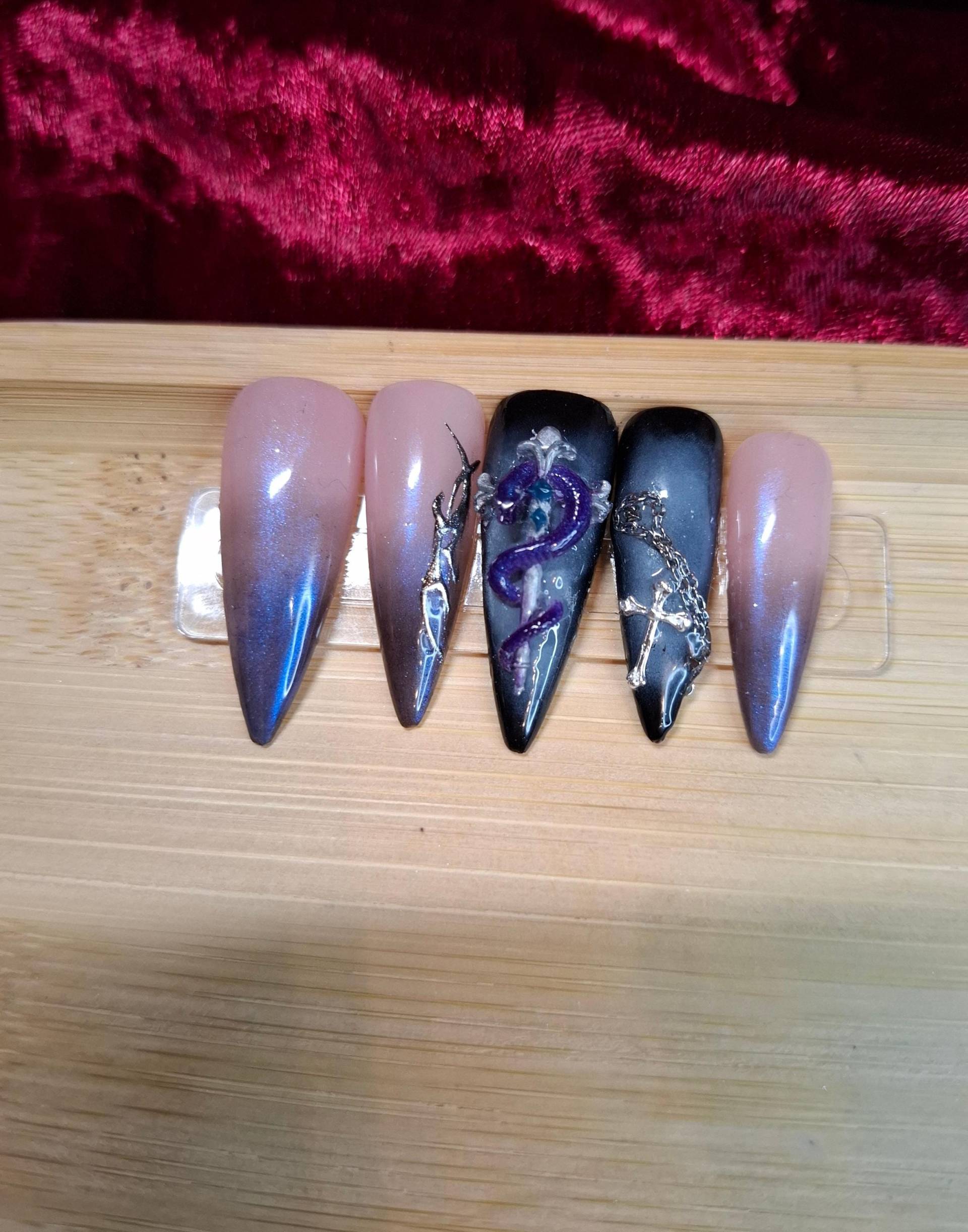 Press On Nails, Blue Metal Cross, Halloween, Gothic, Cat Eye, Press Nägel, 3D, Chrome von Etsy - NiphiliasNails