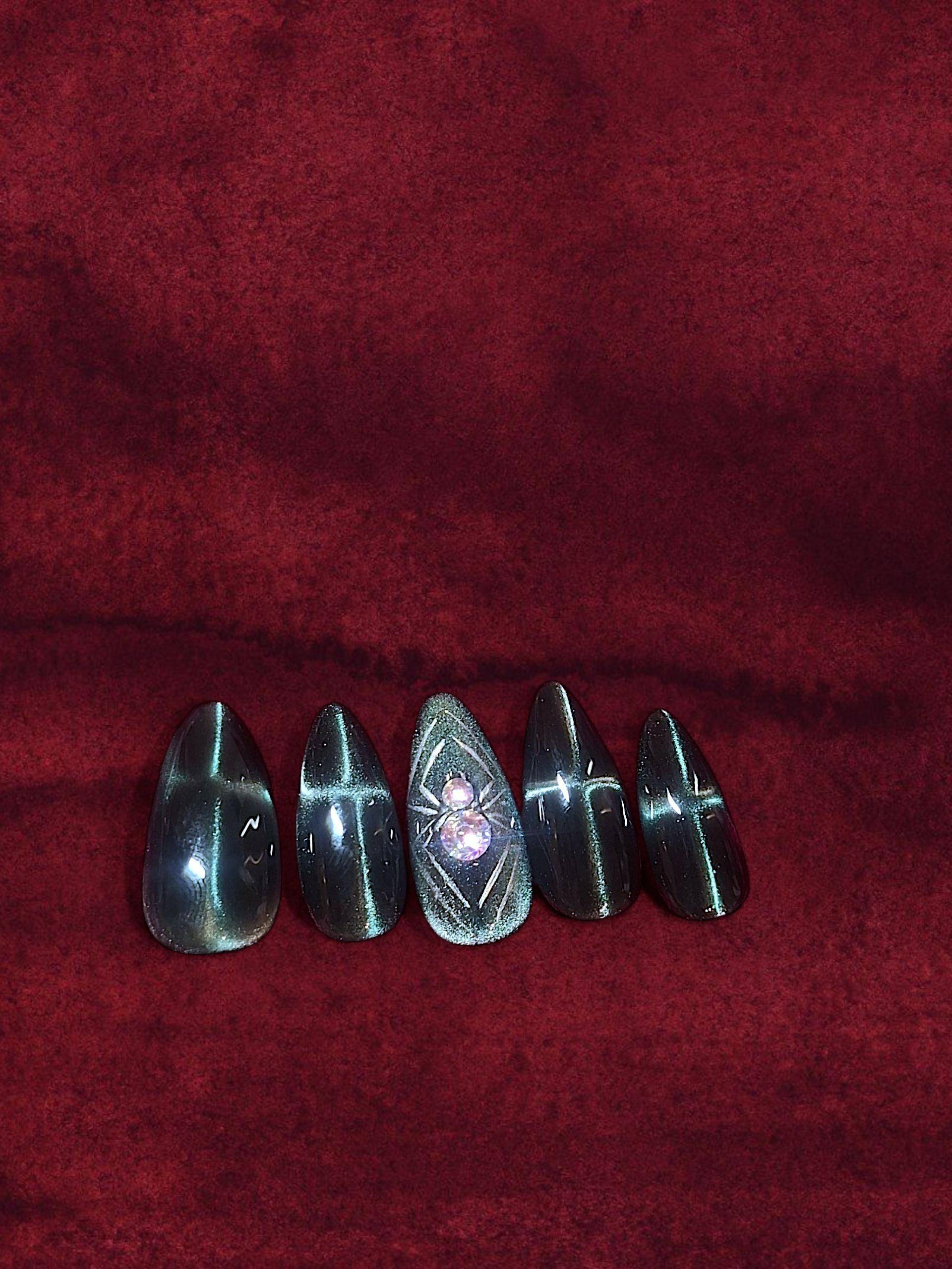 Press On Nails, Poisen Spider, Halloween, Gothic, Cat Eye, Press Nägel von Etsy - NiphiliasNails