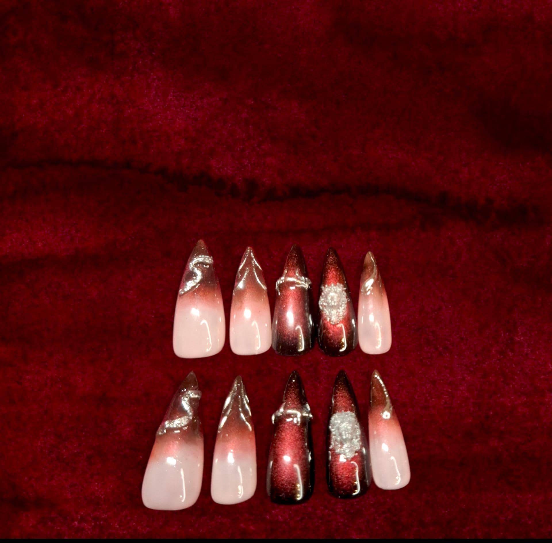 Press On Nails, Red Medusa, 3D, Halloween, Gothic, Chrome, Press Nägel von Etsy - NiphiliasNails