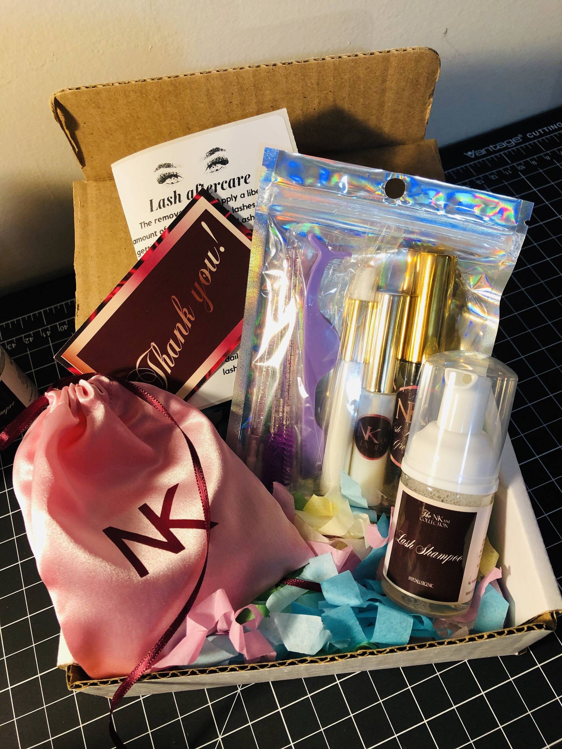 Lash Paket von Etsy - NkaneExoticDancewear