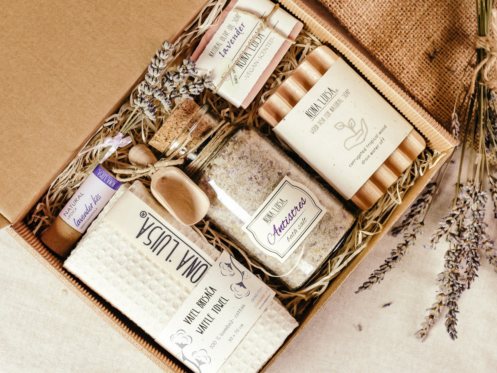 Lavendel Entspannung Geschenkbox | Pflegepaket Für Sie Badesalz Geschenkkorb Spa Geschenk Lavendel Entspannung Geschenkbox | Pflegepaket Für Sie Badesalz Geschenkkorb Spa Geschenk von Etsy - NonaLuisa