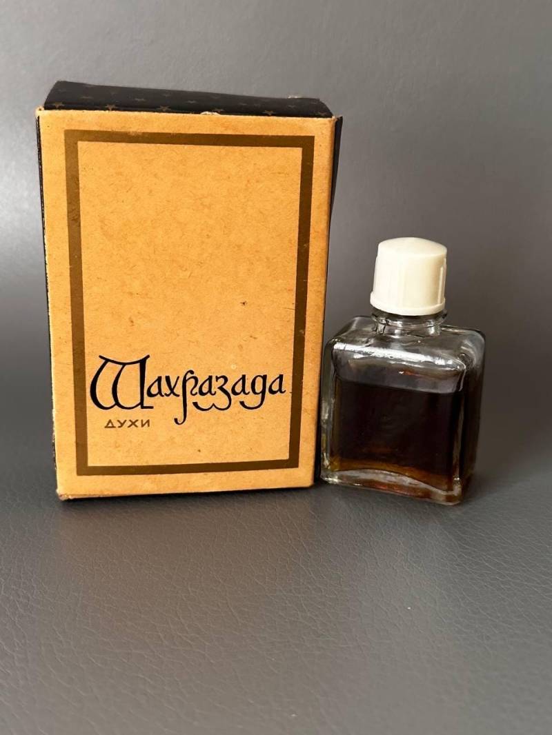 Antikes Altes Parfum Schachrazada Udssr von Etsy - NostalgiaBoutiqueR