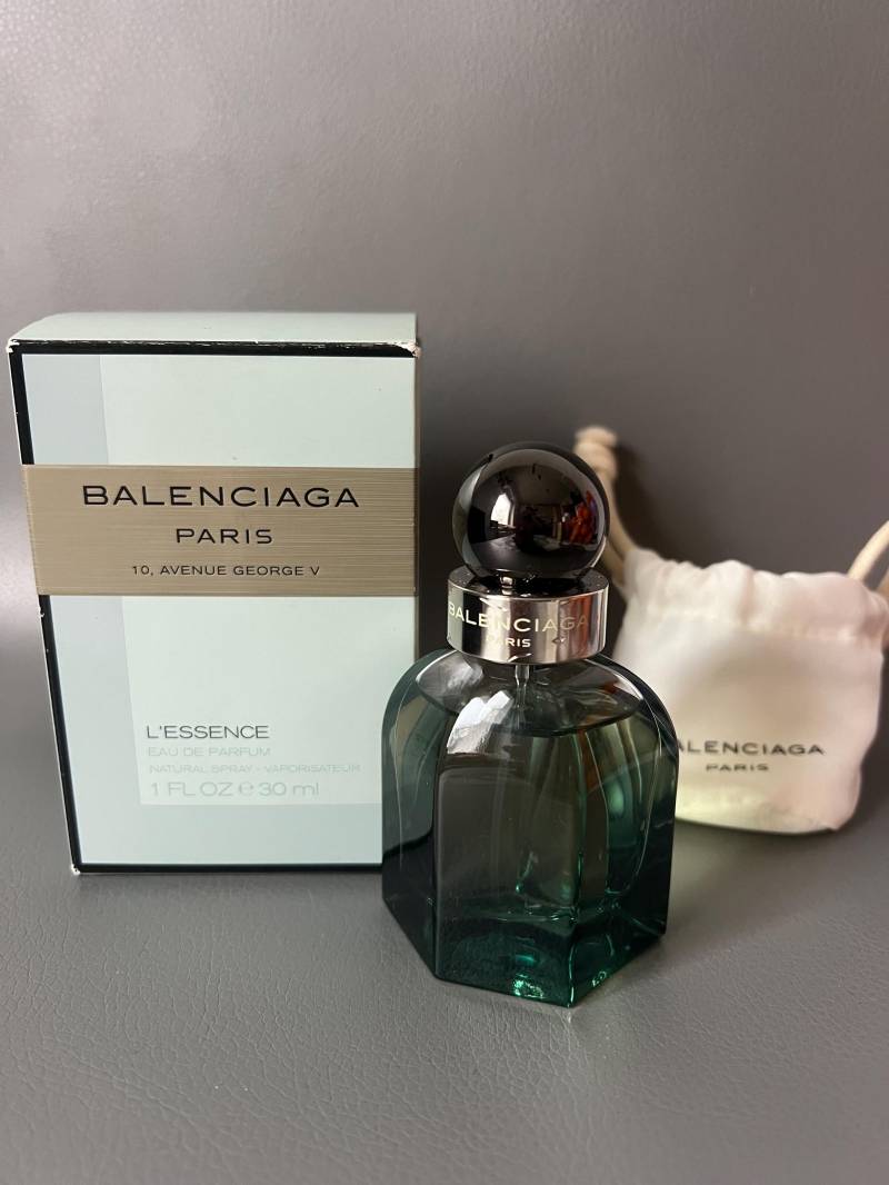Balenciaga Paris L'essence Eau De Parfum Spray 1 Fl.oz 30 Ml von Etsy - NostalgiaBoutiqueR