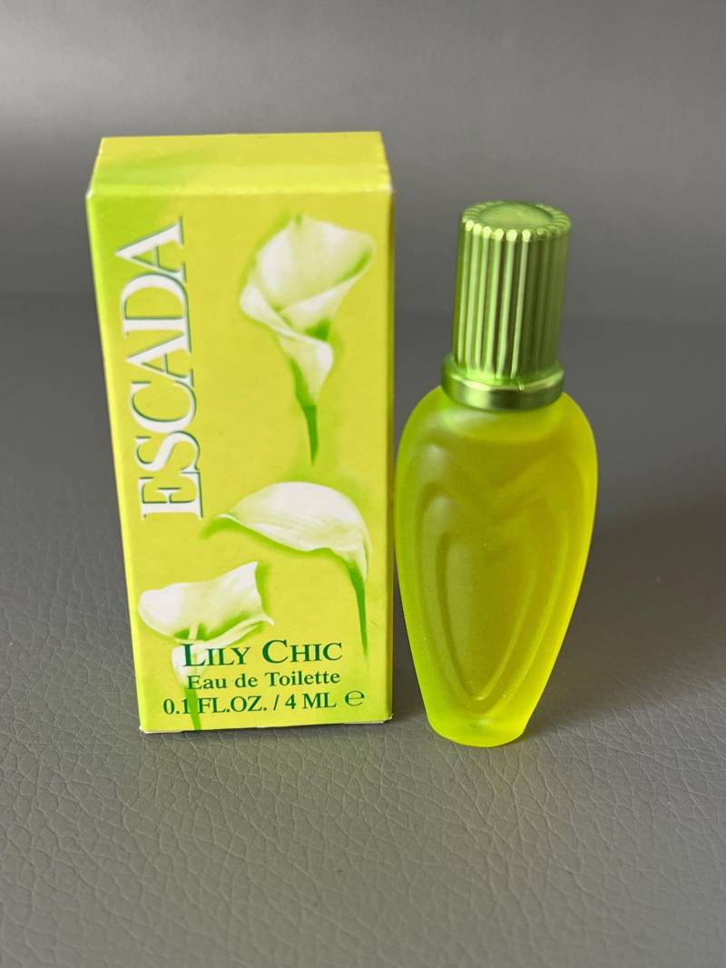 Escada Lily Chic Eau De Toilette Miniatur 4 Ml Escada Lily Chic Eau De Toilette Miniatur 4 Ml von Etsy - NostalgiaBoutiqueR