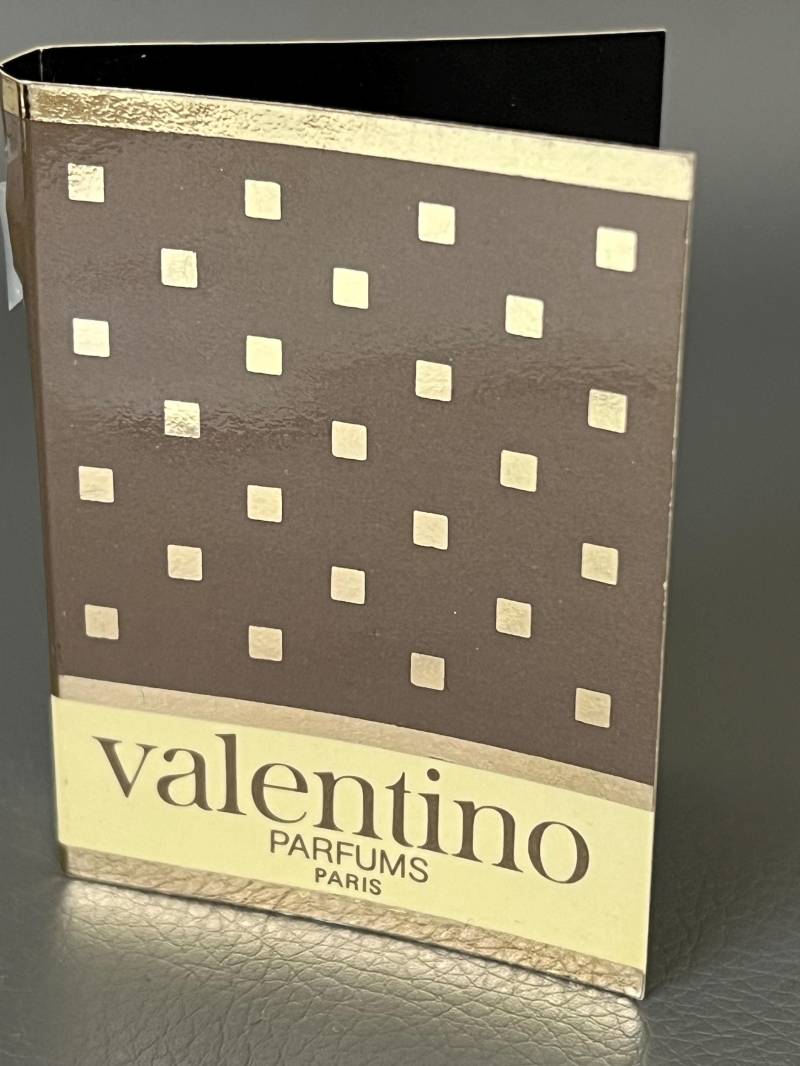 Valentino Pure Parfum Miniature 1, 5-2 Ml Vintage 1978 von Etsy - NostalgiaBoutiqueR