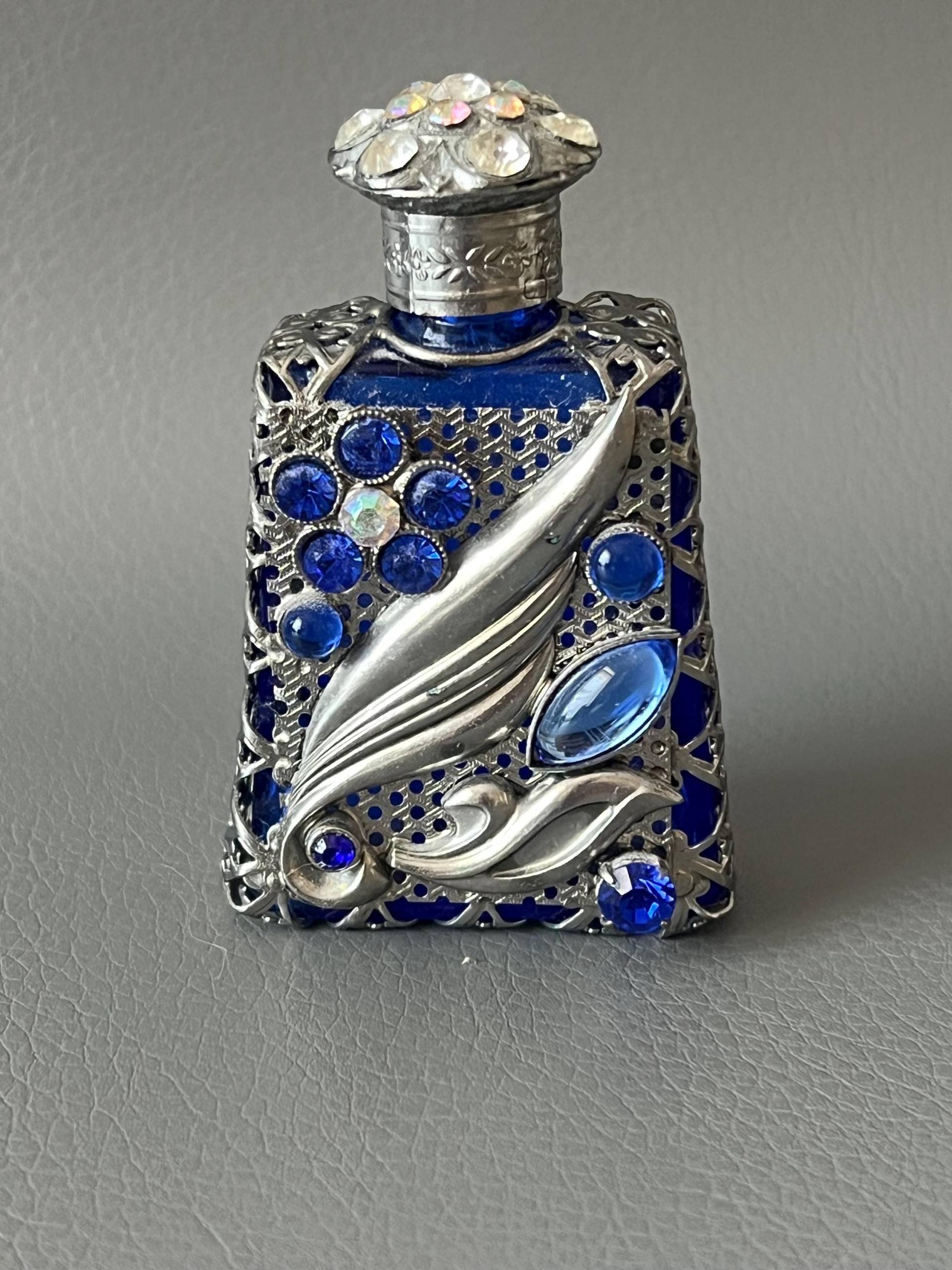 Vintage Blaue Glas Strass Filigrane Blumen Parfüm Flasche von Etsy - NostalgiaBoutiqueR