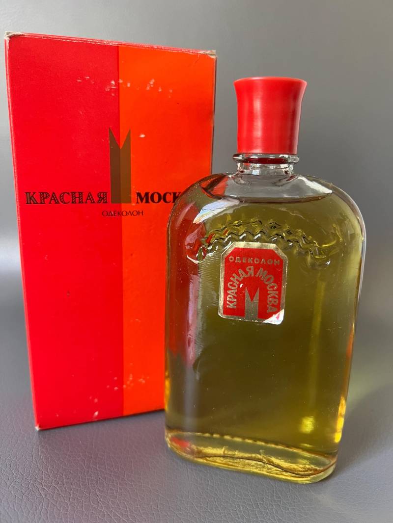 Vintage Rotes Moskau Köln, Udssr von Etsy - NostalgiaBoutiqueR