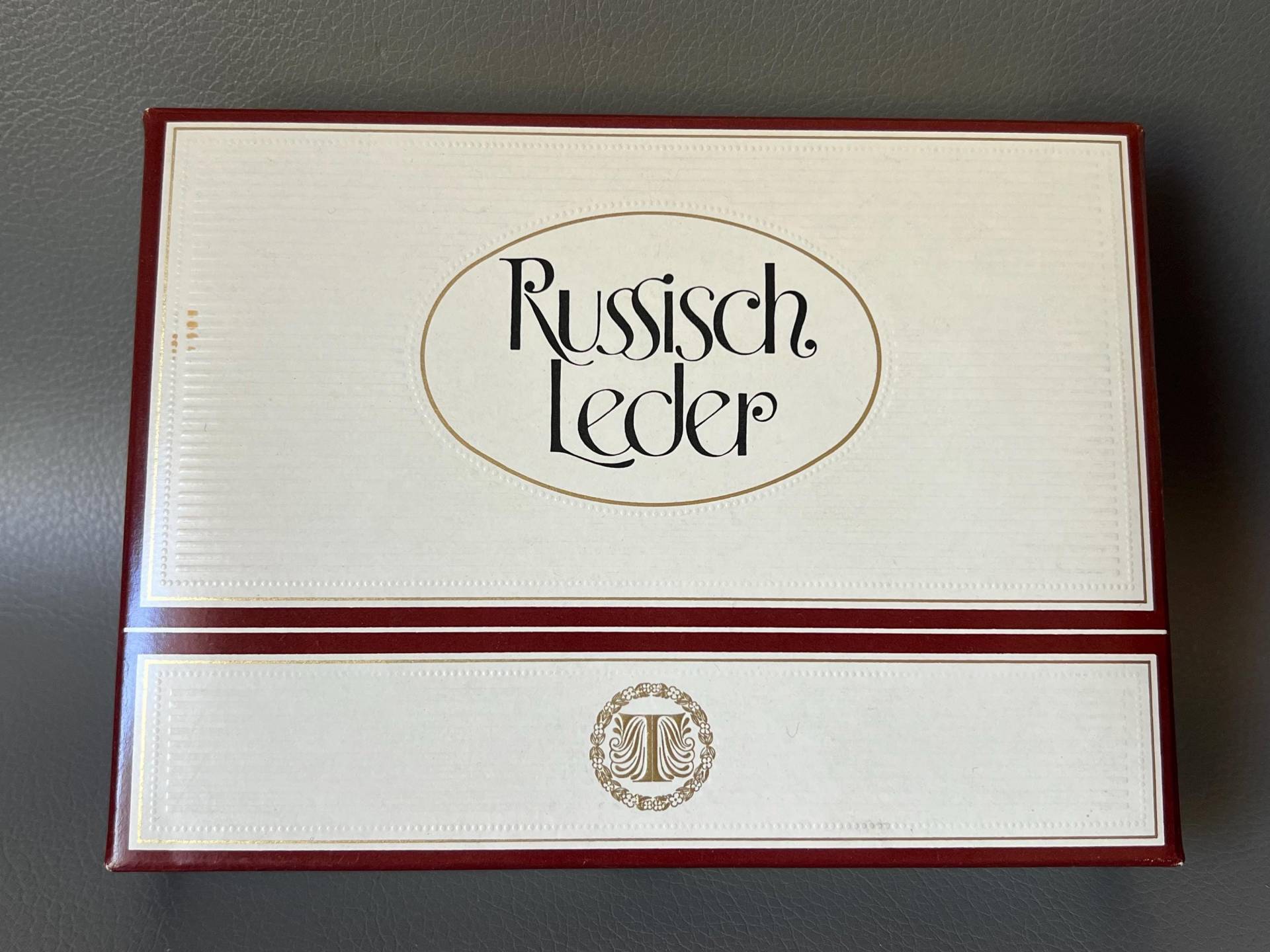 Vintage Taxor Russisch Leder Set 25Ml Parfüm + 50G Seife von Etsy - NostalgiaBoutiqueR