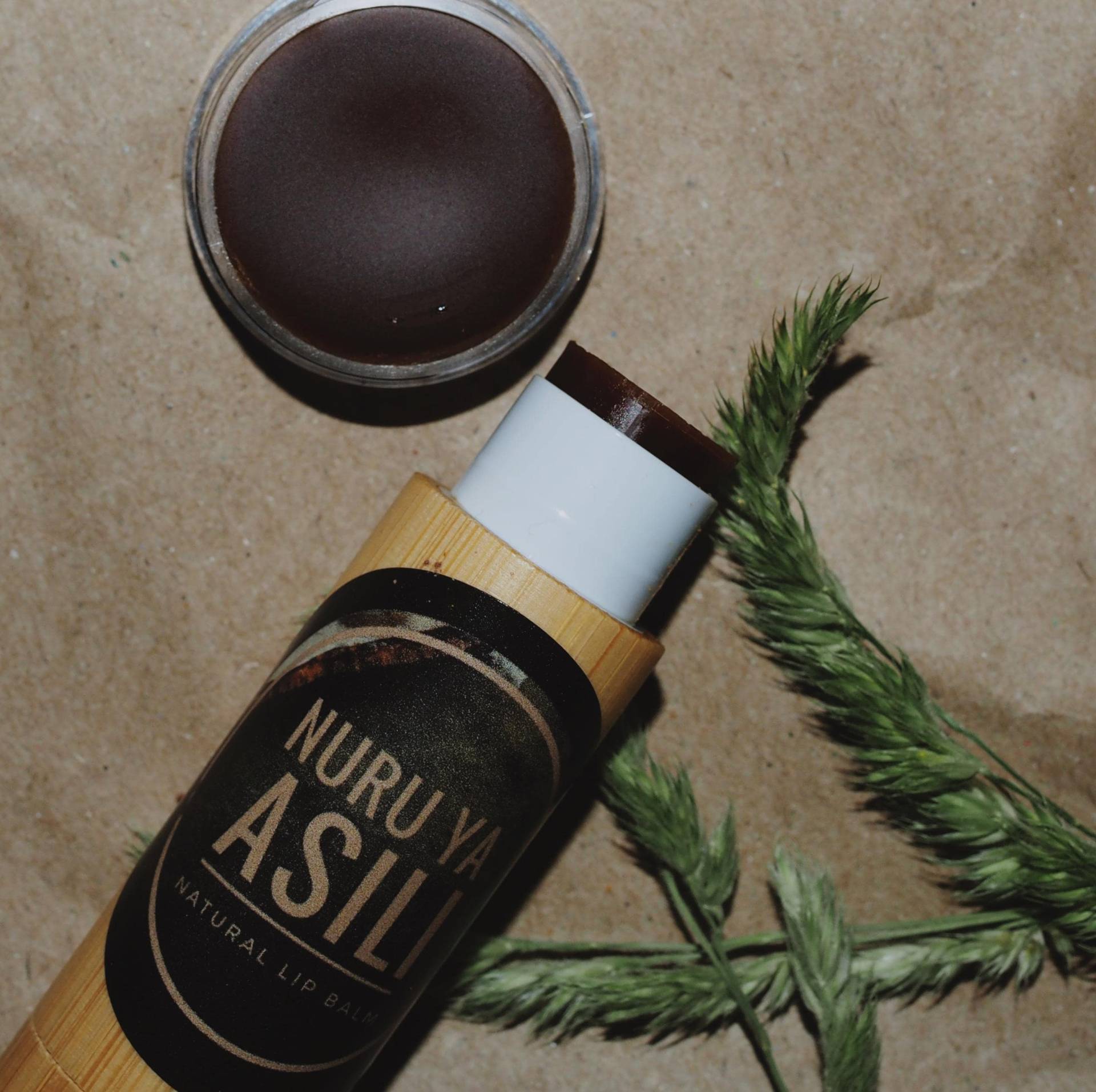 Lippenbalsam "Planet Love" Mit 100% Natürlichen, Besonders Umweltfreundlichen Inhaltsstoffen Lippenbalsam "Planet Love" Mit 100% Natürlichen, Besonders Umweltfreundlichen Inhaltsstoffen von Etsy - NuruYaAsili