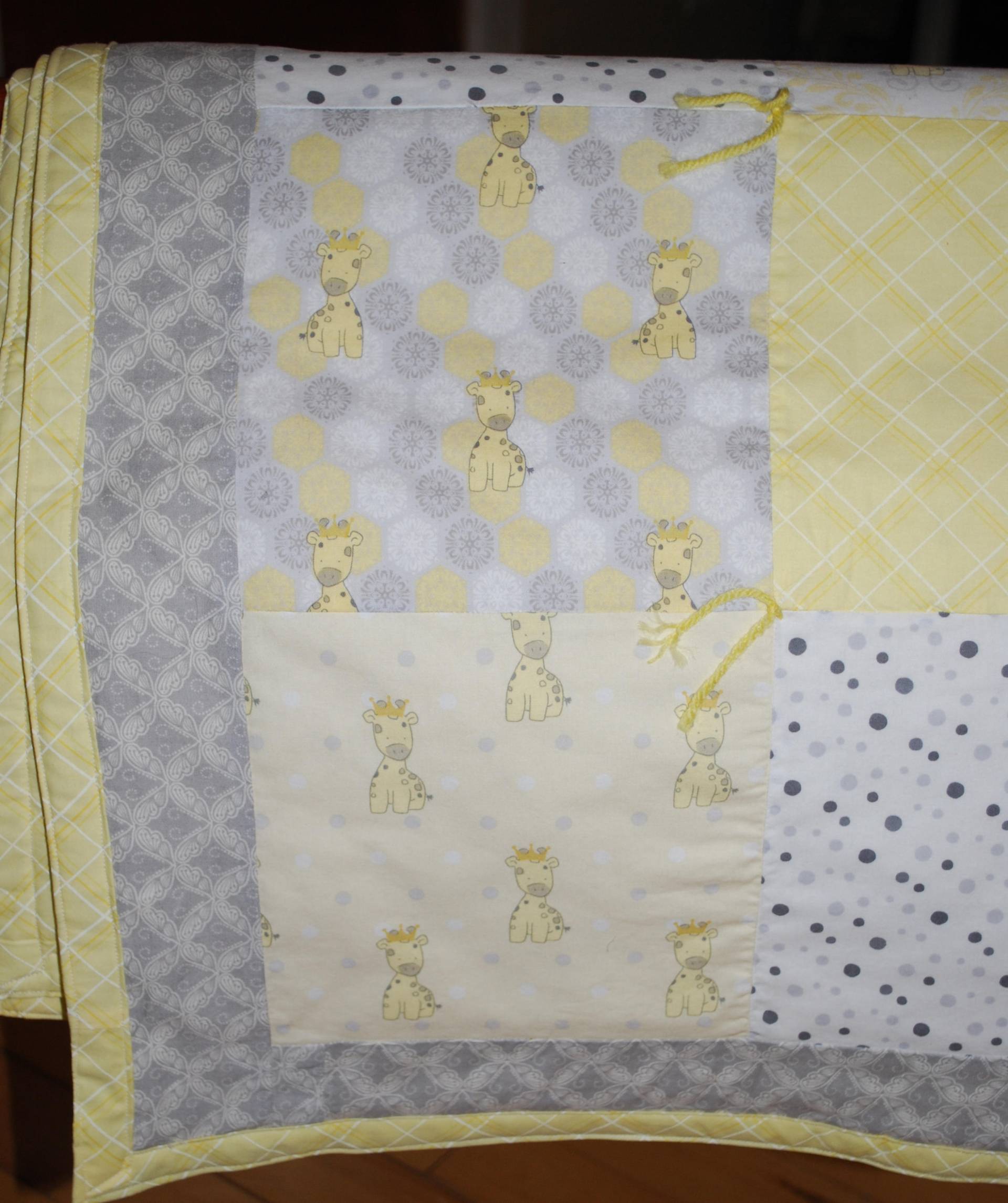Giraffe Babyquilt Giraffe Babyquilt von Etsy - OakhavenDesigns
