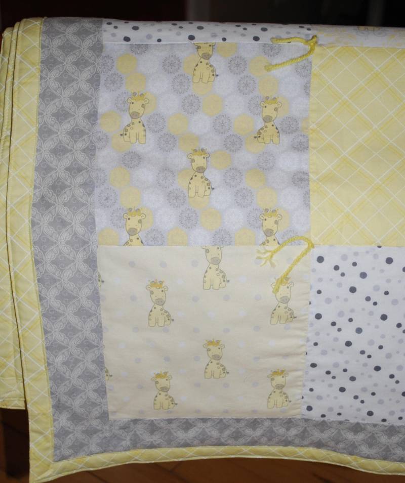 Giraffe Babyquilt Giraffe Babyquilt von Etsy - OakhavenDesigns