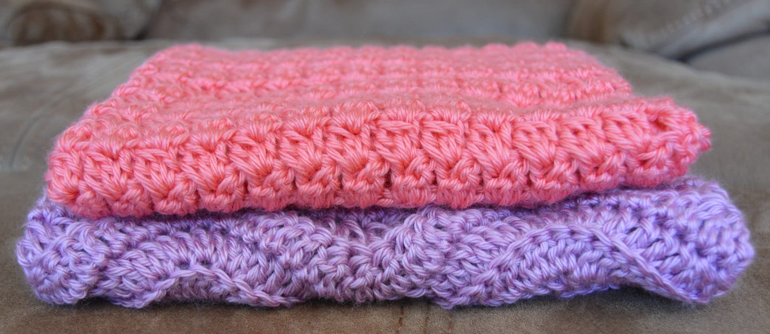 Koralle & Lavendel Kinderwagendecken | Baby Mädchen 2Er Set von Etsy - OffTheHookbyJulie