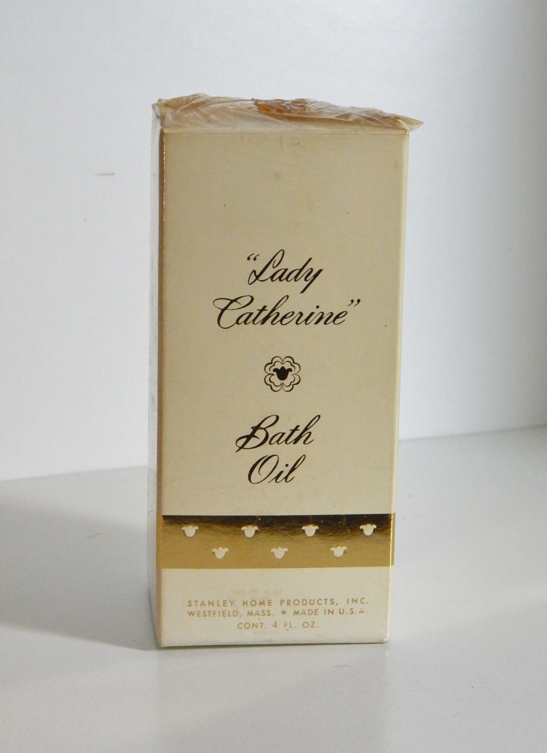 Vintage Eitelkeit Parfümierte Öl Lady Catherine Bad Stanley Home Produkte Westfield Ma Duft Mid Century Mode Vintage Eitelkeit Parfümierte Öl Lady Catherine Bad Stanley Home Produkte Westfield Ma Duft Mid Century Mode von Etsy - OffbeatAvenue