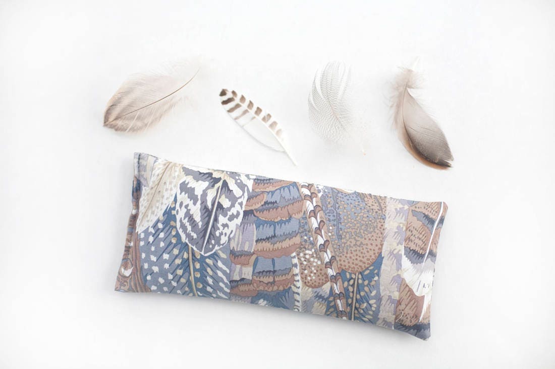 Lavendel Augenkissen, Gewichtetes Augenmaske Lavendel, Federn, Yoga Prop, Spa Geschenk, Entspannung, Savasana, Meditation von Etsy - OhMyLavender