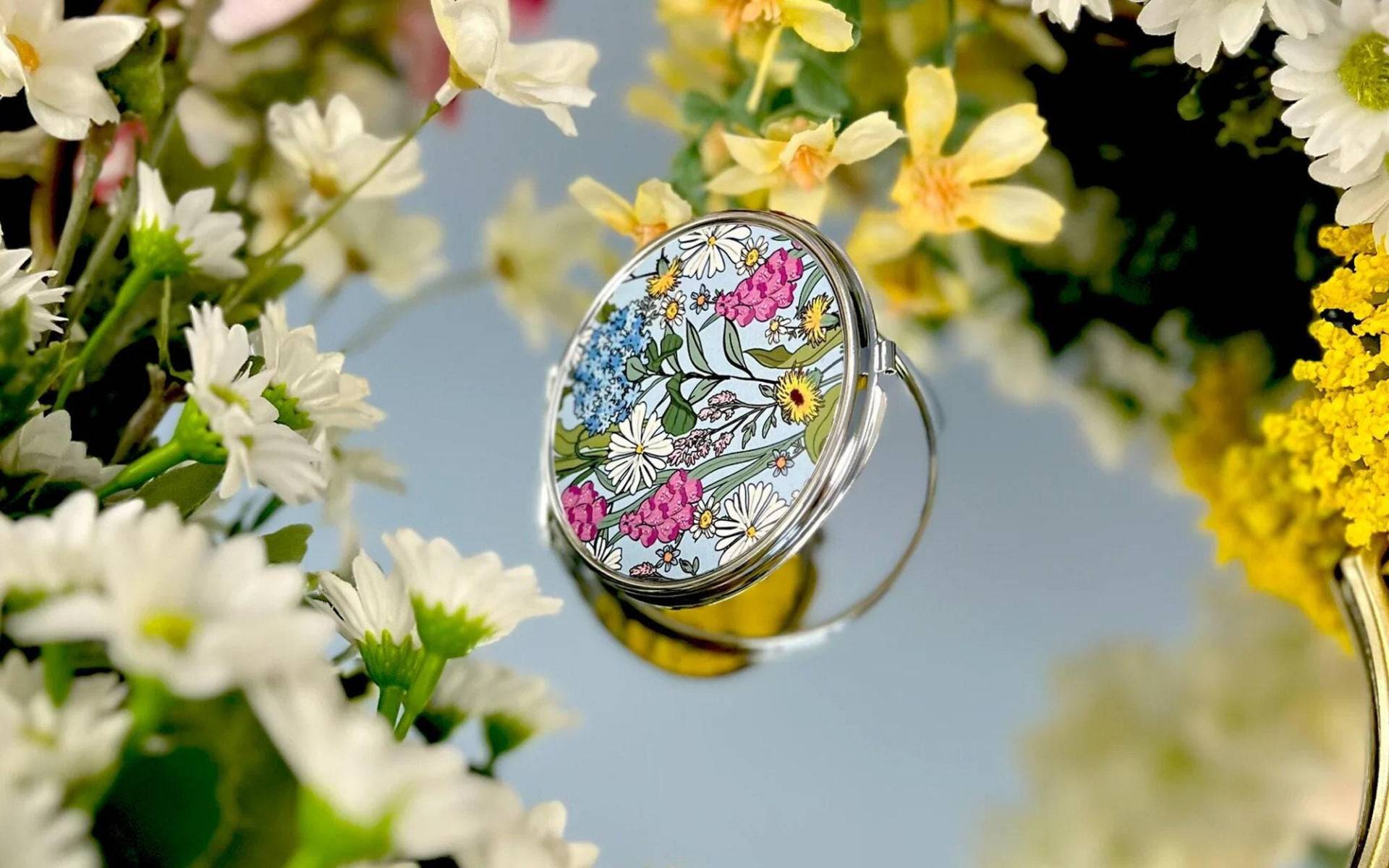 Cottage Garden Wildblumen Print Top Doppel Kosmetikspiegel | Hand Taschen Schminkspiegel 7, 3 cm Handtasche Lippenstift Geschenk von Etsy - OhSoDaisyShop