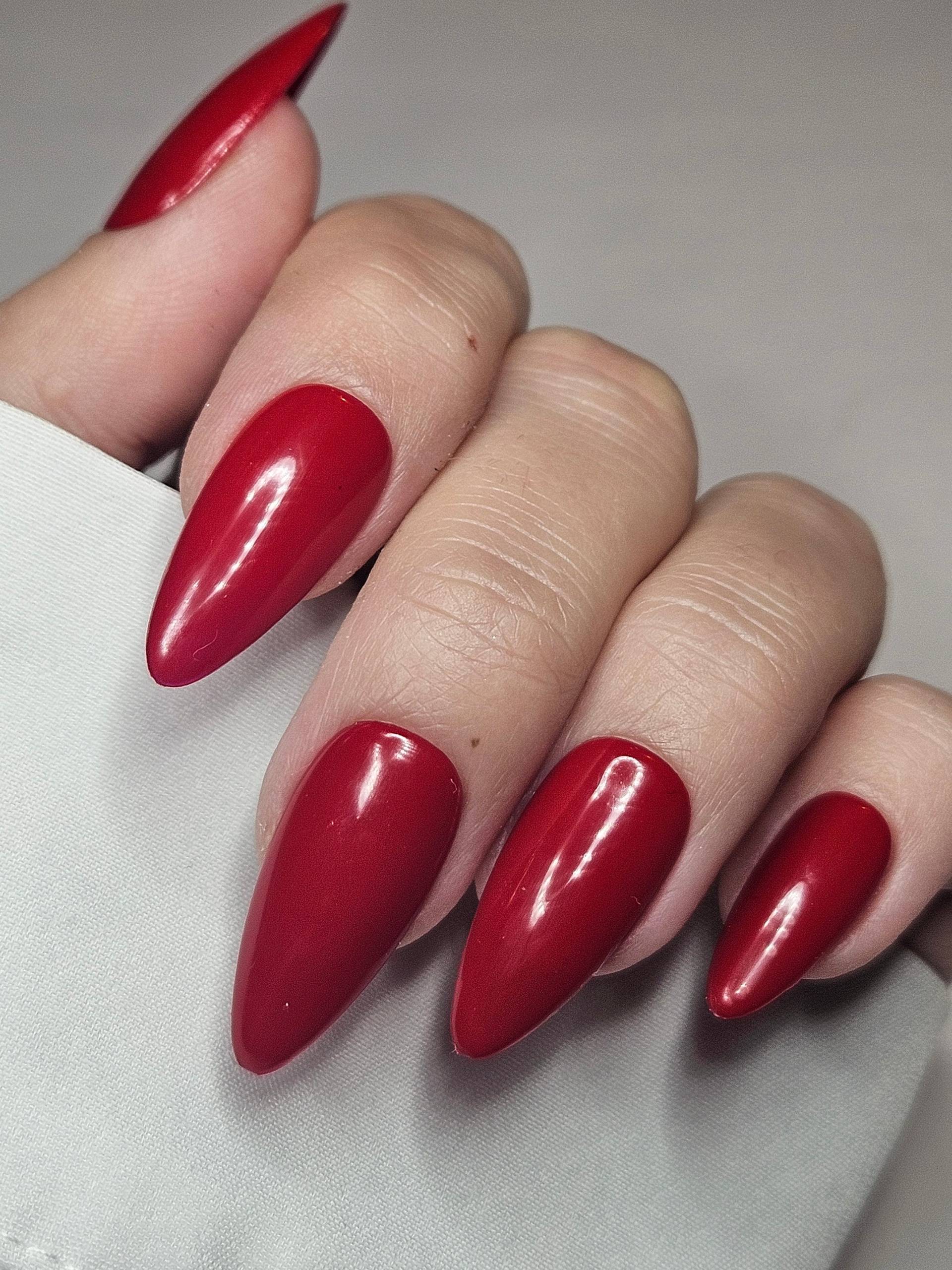 Red Lipstick Press On Nails, Enthälte Alle Größen | Mindestens 11 Größen - Auf Anfrage Mehr Red Lipstick Press On Nails, Enthälte Alle Größen | Mindestens 11 Größen - Auf Anfrage Mehr von Etsy - OlisCreativeFactory