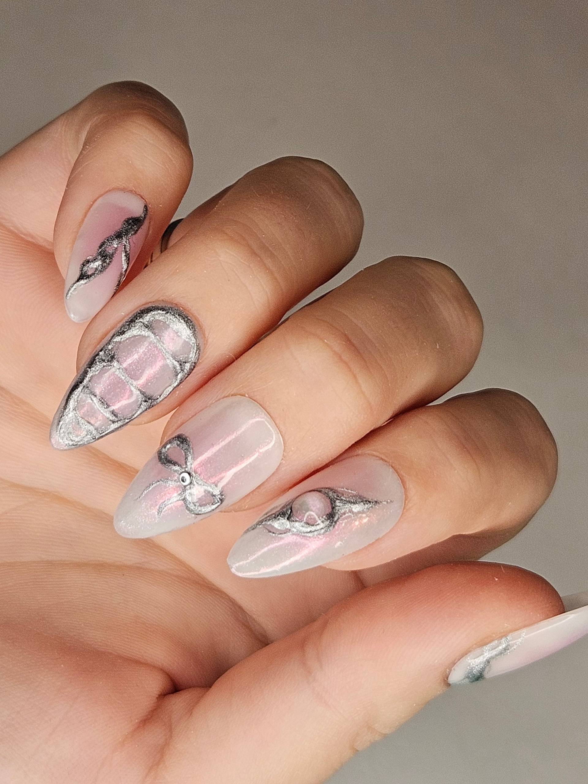 Silber Schleifen Aurora Press On Nails Silber Schleifen Aurora Press On Nails von Etsy - OlisCreativeFactory