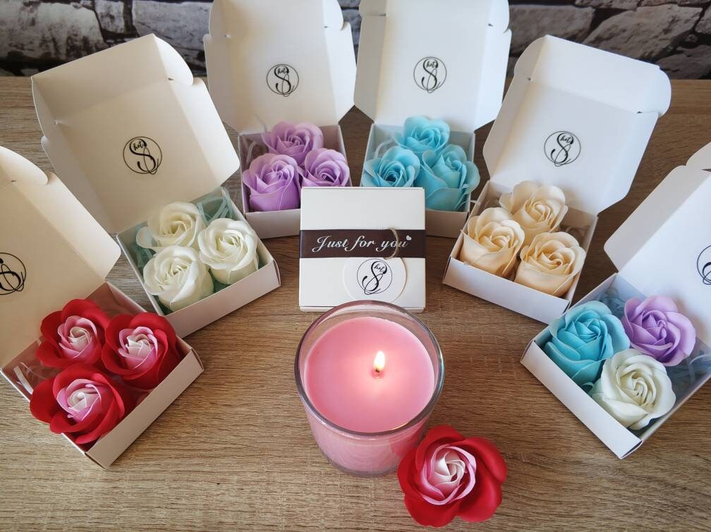 Handgemachte Mini Blumen Rosen Seife, Rosenblütenblätter, Bade-Spa-Geschenk, Badeblätter Handgemachte Mini Blumen Rosen Seife, Rosenblütenblätter, Bade-Spa-Geschenk, Badeblätter von Etsy - OneShotCleanse