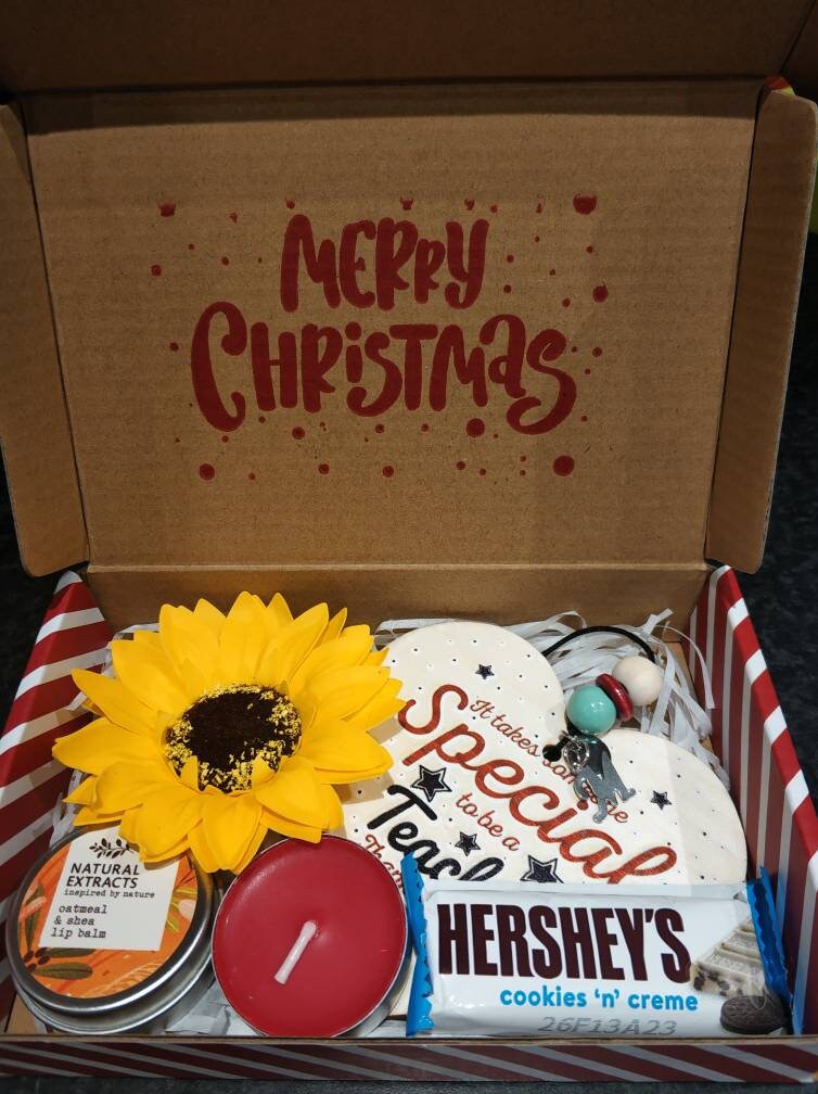 Personalisierte Weihnachtsgeschenkbox, Mini-Sonnenblumenseife, Personalisiertes Herzandenken, Entspannungsgeschenk, Body-Mind-Pumper-Box Personalisierte Weihnachtsgeschenkbox, Mini-Sonnenblumenseife, Personalisiertes Herzandenken, Entspannungsgeschenk, Body-Mind-Pumper-Box von Etsy - OneShotCleanse