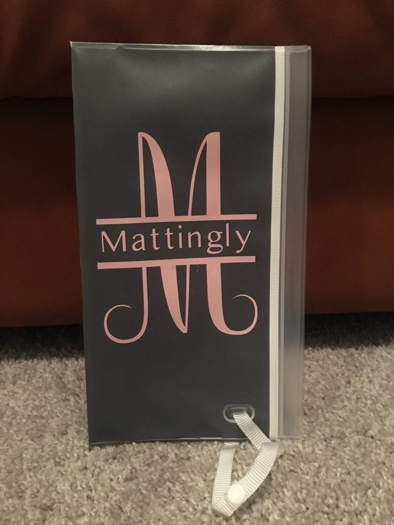 Personalisierte Nachfüllbare Baby-Feuchttücher-Spender von Etsy - OneTiredTeacher
