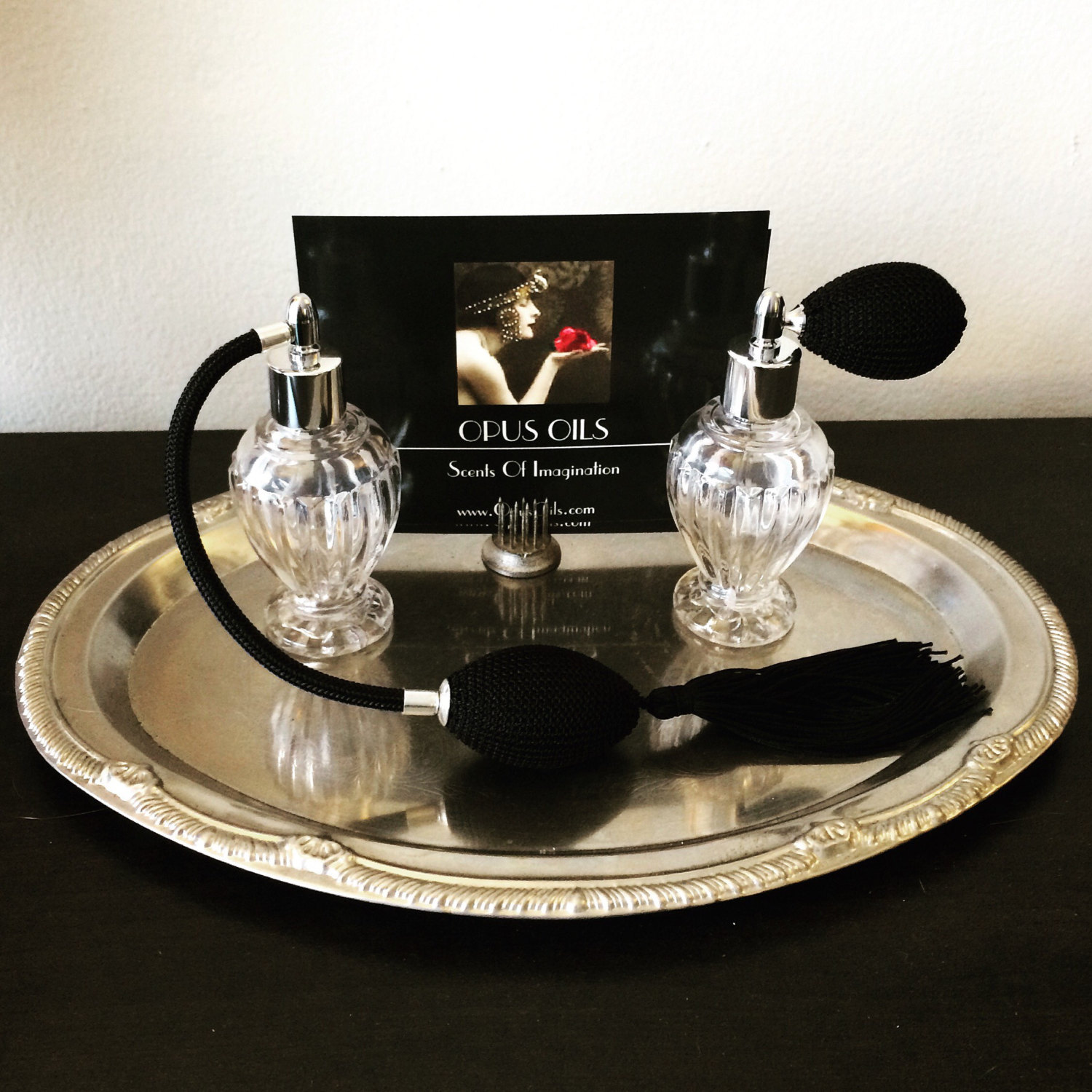 Duft Ihrer Wahl in Ausgefallener Nachfüllbarer Flapper Queen Vanity "Perfumer"/Zerstäuberflasche von Etsy - OpusOils