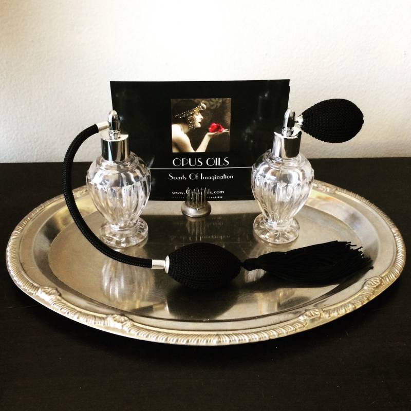 Duft Ihrer Wahl in Ausgefallener Nachfüllbarer Flapper Queen Vanity "Perfumer"/Zerstäuberflasche von Etsy - OpusOils
