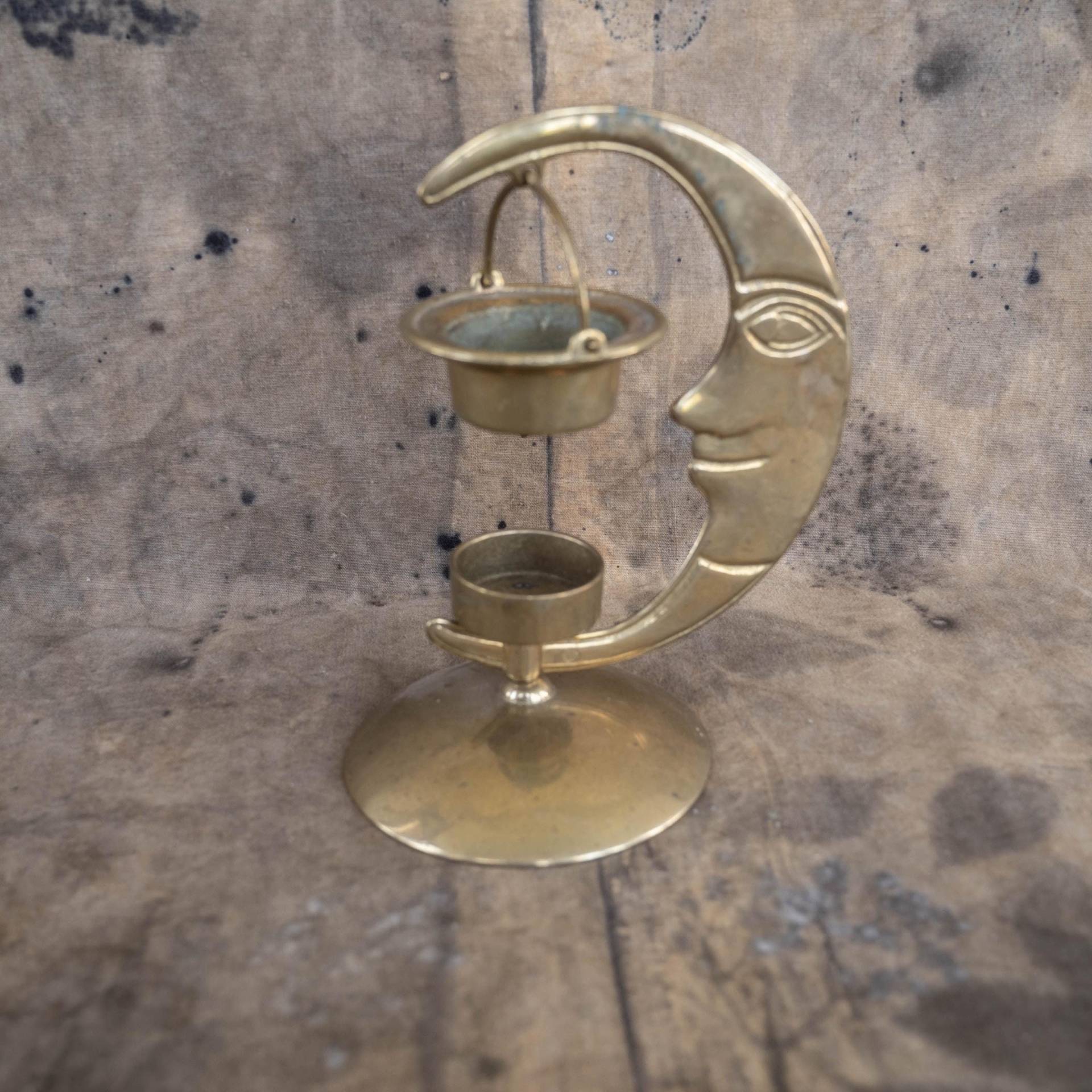 Aromatherapie Lampe Mond Celestial Teelichthalter Vintage Metall Messing Räucherstäbchen Oder Ölbrenner Altar Teelicht Kerze Spirituelles Witchy von Etsy - Organiccloth