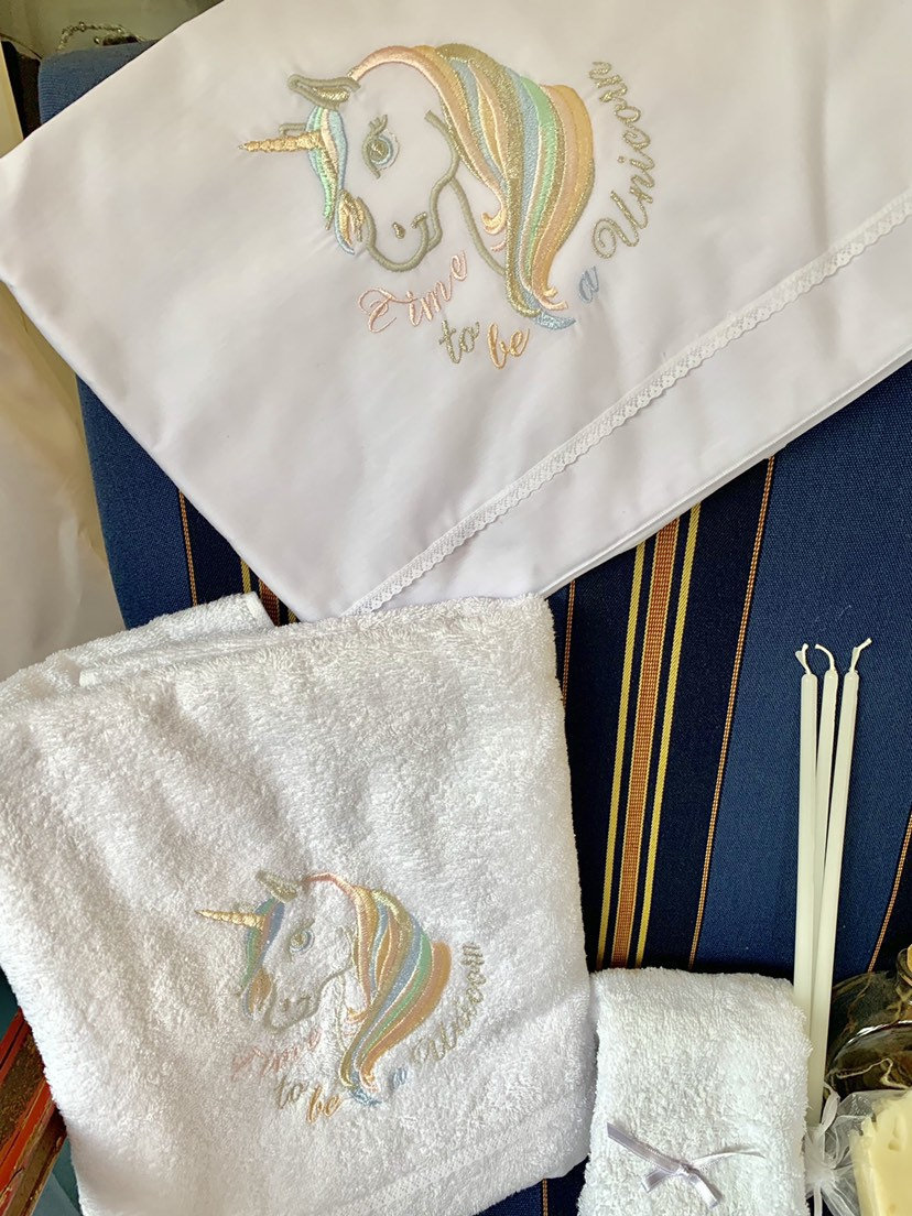 Einhorn Taufset von Etsy - OurHeartsCreations