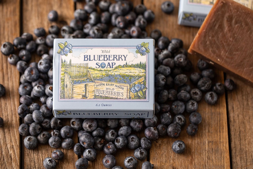 Blaubeer Seife von Etsy - PRIMITIVEHOUSEFARM
