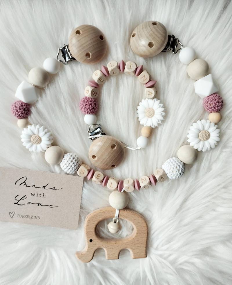 Schnullerkette Kinderwagenkette Mädchen Mit Blume Rosa Beere Personalisiert Name Für Mädchen, Geschenk Zur Geburt Oder Taufe von Etsy - PURZELKINDshop