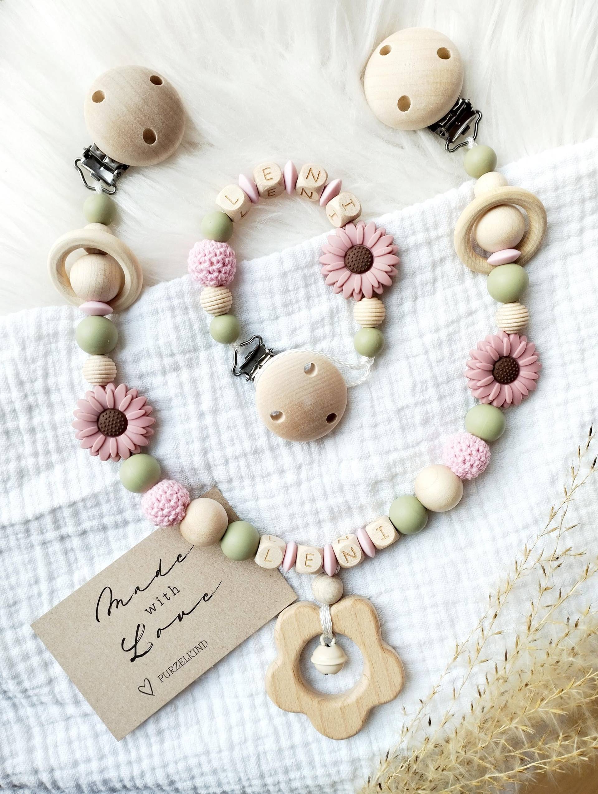Schnullerkette Kinderwagenkette Set Mädchen Mit Blumen Rosa Und Grün Personalisiert Für Name, Geschenk Zur Geburt Taufe Schnullerkette Kinderwagenkette Set Mädchen Mit Blumen Rosa Und Grün Personalisiert Für Name, Geschenk Zur Geburt Taufe von Etsy - PURZELKINDshop