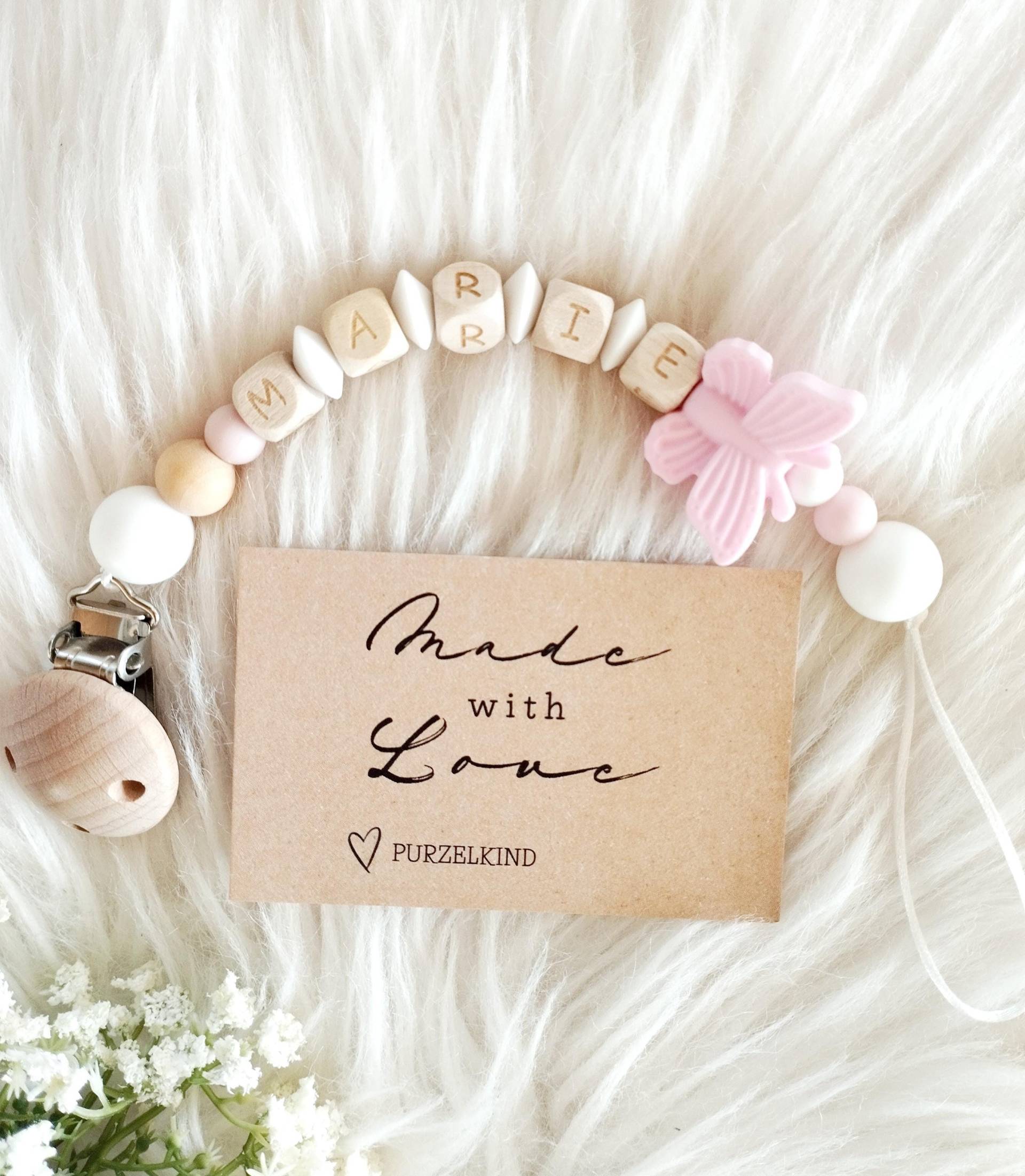 Schnullerkette Mit Name Und Schmetterling Personalisiert Für Mädchen in Rosa Weiß, Geschenk Zur Geburt Schnullerkette Mit Name Und Schmetterling Personalisiert Für Mädchen in Rosa Weiß, Geschenk Zur Geburt von Etsy - PURZELKINDshop