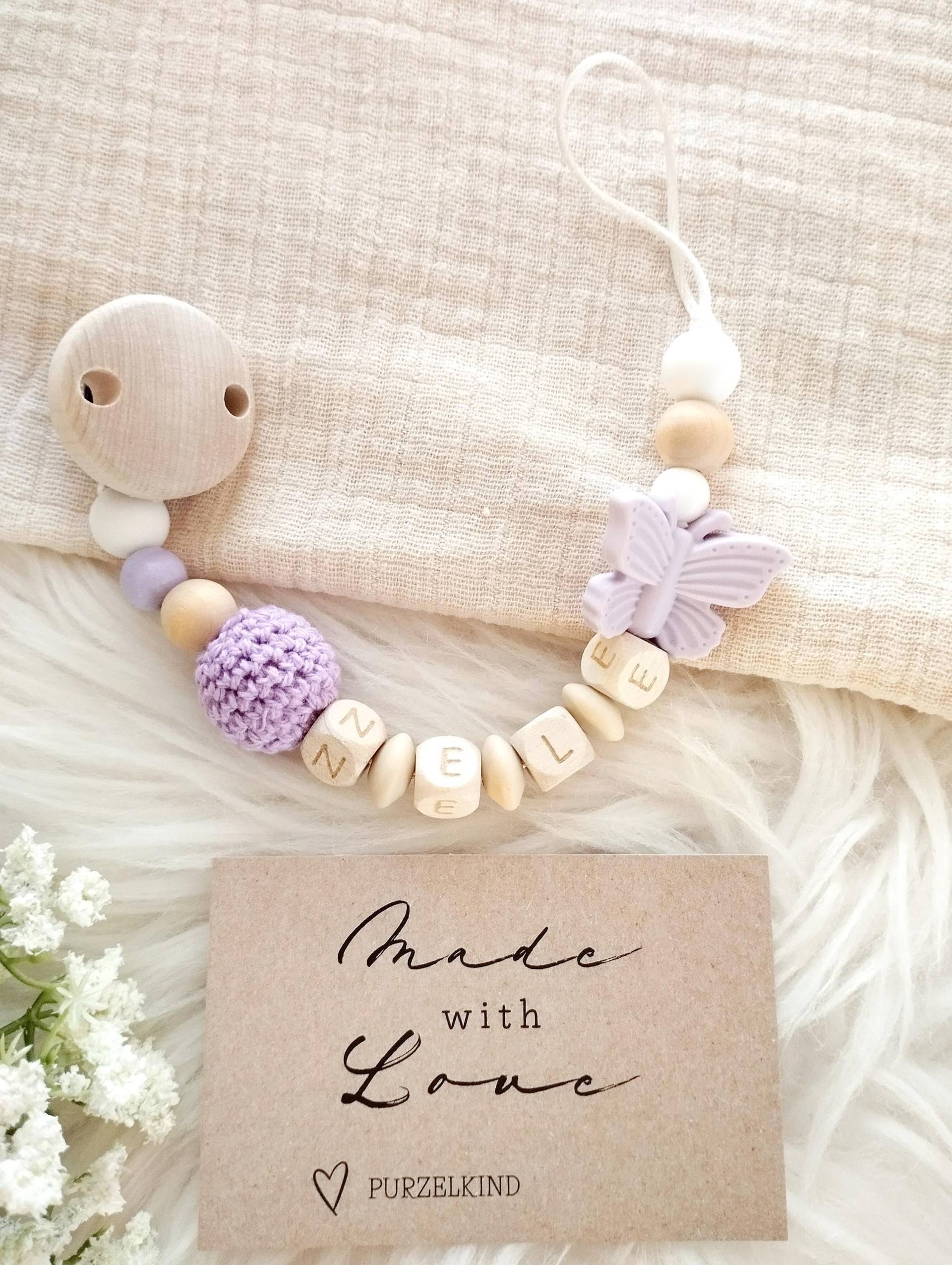 Schnullerkette Mit Name Und Schmetterling Personalisiert Für Mädchen Flieder, Geschenk Zur Geburt Taufe Babyparty Flieder von Etsy - PURZELKINDshop