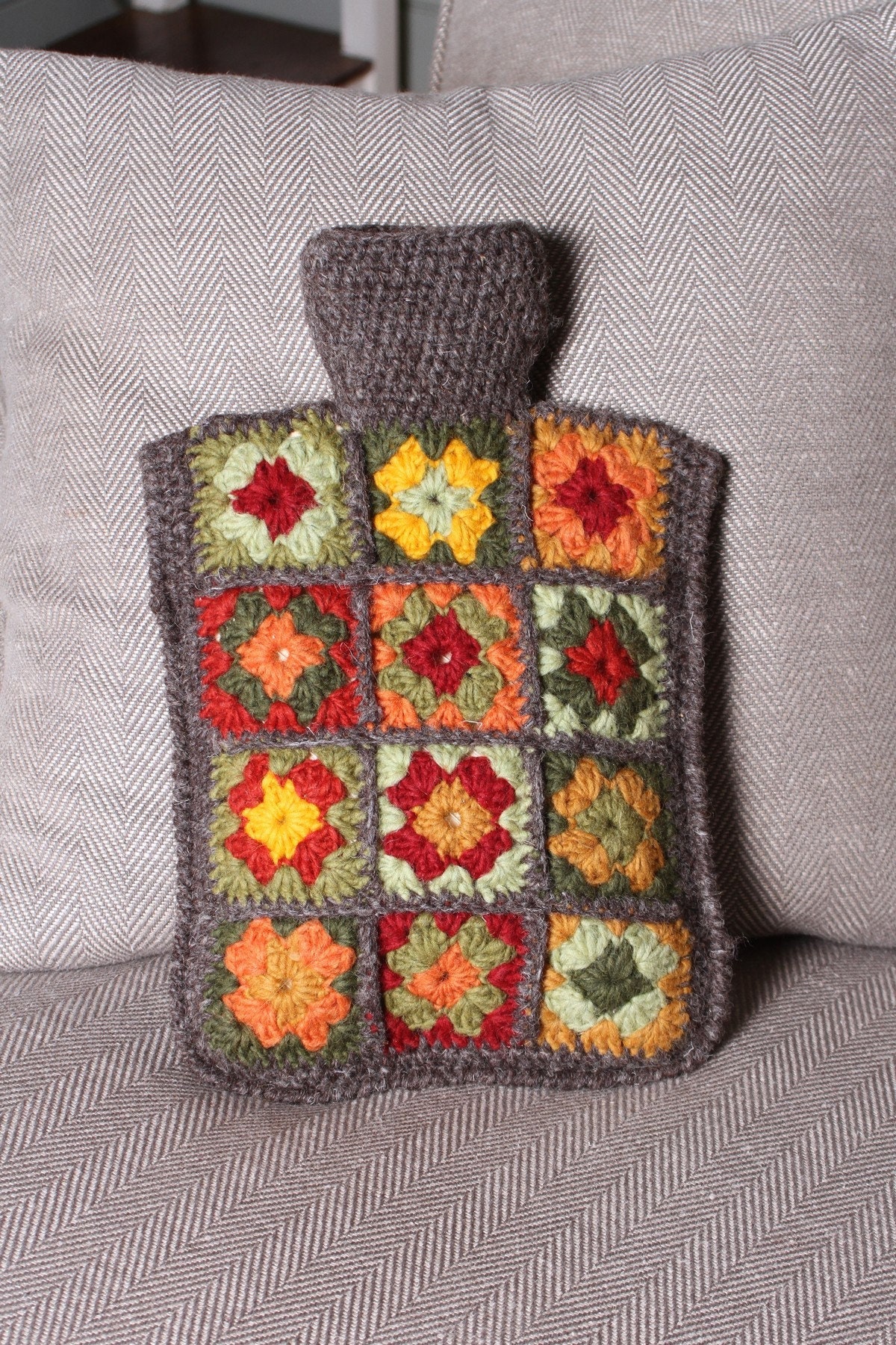 Handgestrickte Wärmflasche & Bezug - Traditionell Gehäkelt 100% Wolle Fair Trade Inklusive 2 Liter Pachamama Handgestrickte Wärmflasche & Bezug - Traditionell Gehäkelt 100% Wolle Fair Trade Inklusive 2 Liter Pachamama von Etsy - PachamamaWoollies