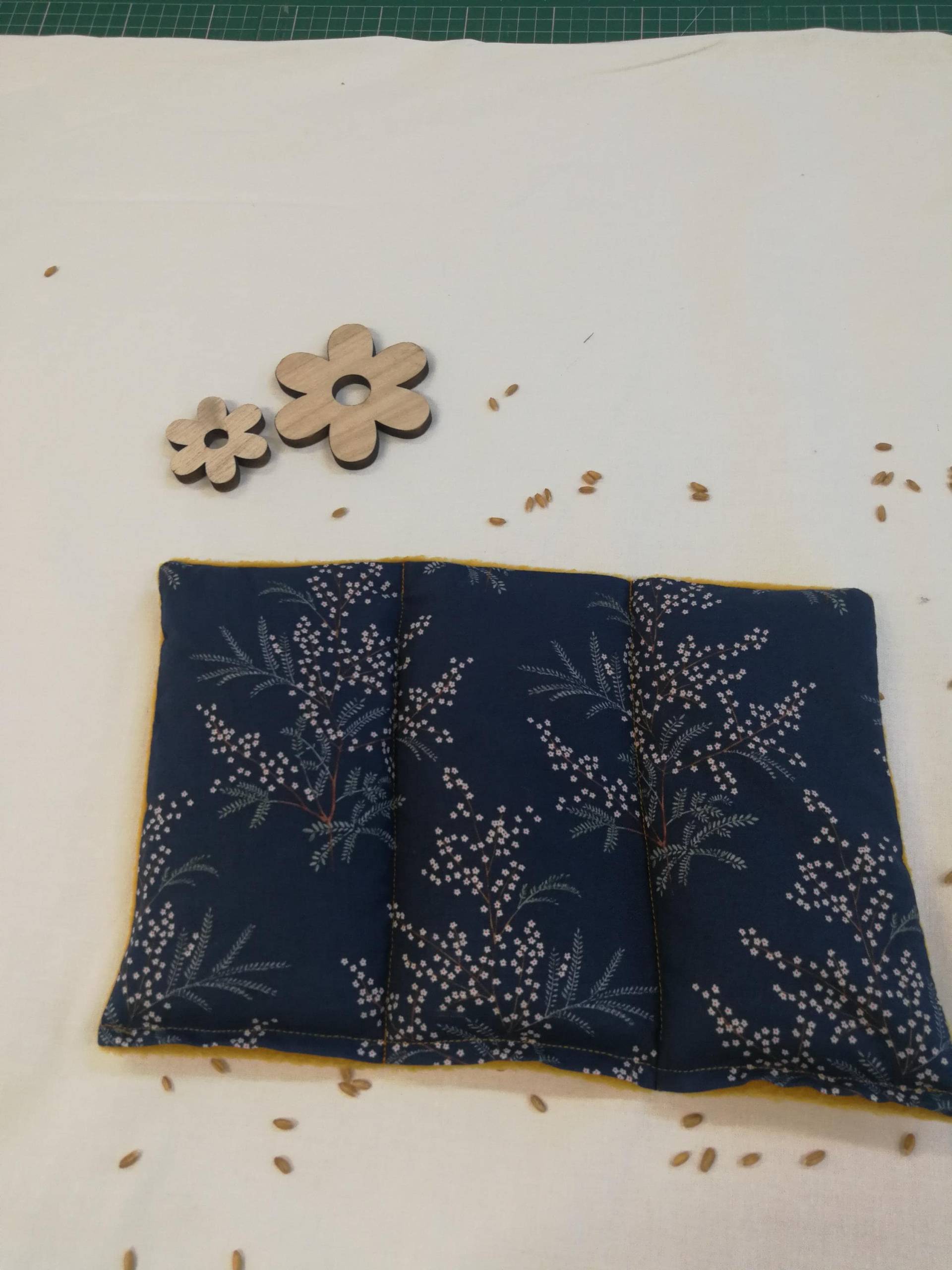 Körnerkissen 3 Kammern Blumen Körnerkissen 3 Kammern Blumen von Etsy - Panjona