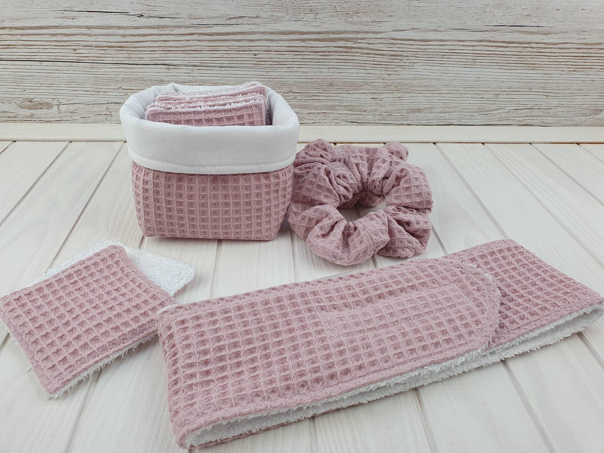 Kosmetikpads Utensilo Srunchies Kosmetikstirnband Set Altrosa Kosmetikpads Utensilo Srunchies Kosmetikstirnband Set Altrosa von Etsy - PantufaDE