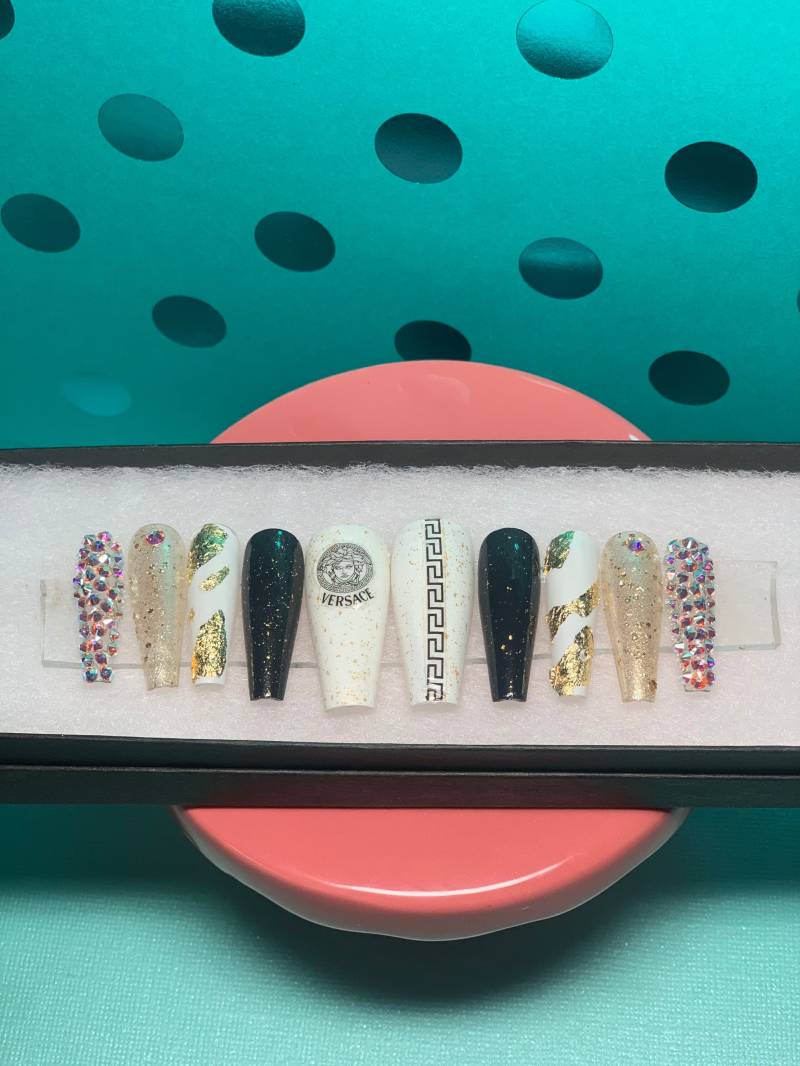 Das V-Set von Etsy - Paparazzinails