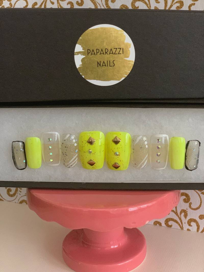 Handbemalte Limelight Press On Nägel, Glamour Nagel-Set Handbemalte Limelight Press On Nägel, Glamour Nagel-Set von Etsy - Paparazzinails