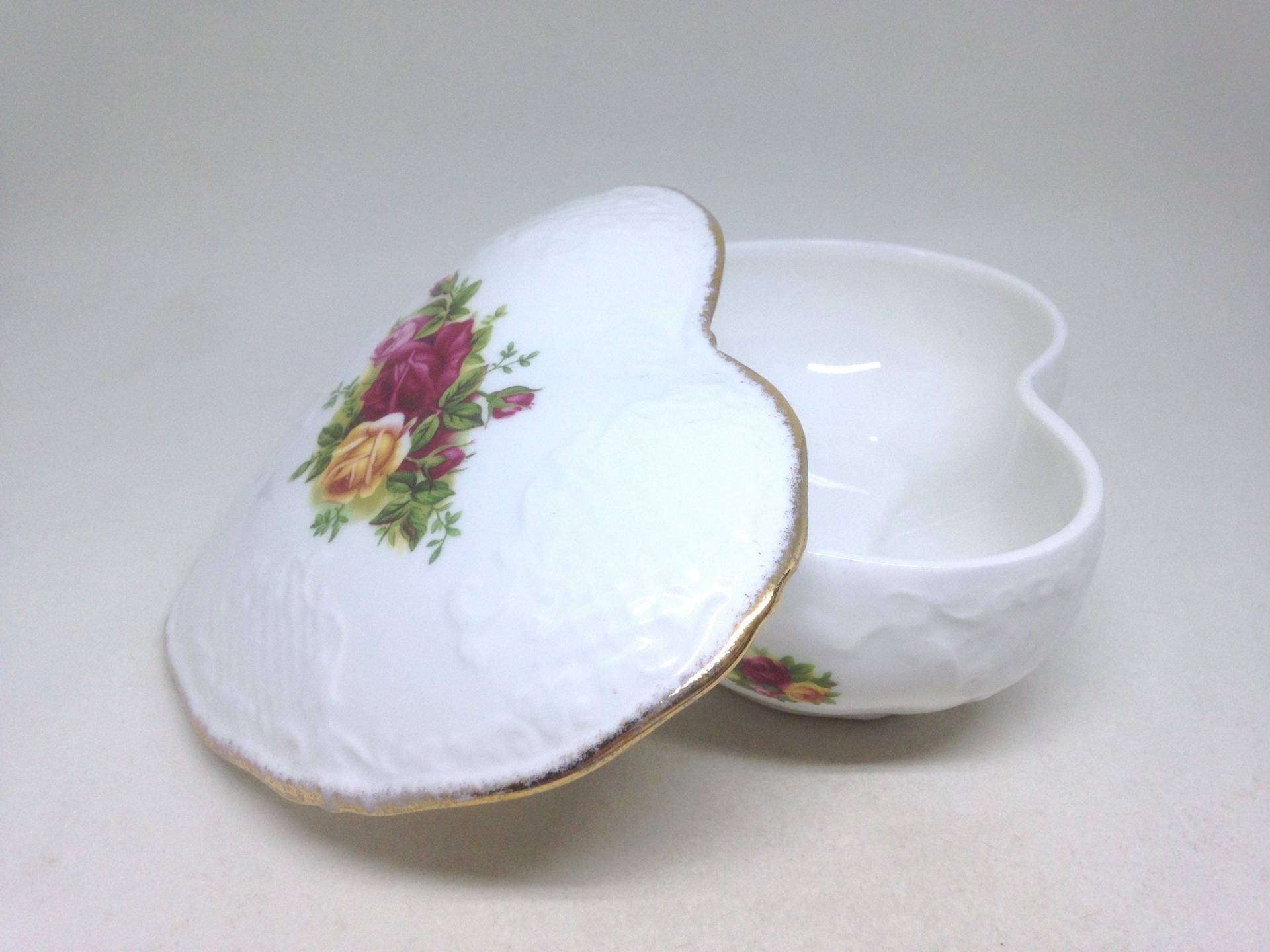 Vintage Old Country Rosen 1982 Knochen Ina Schmuck Box von Etsy - ParadiseVintageJewel