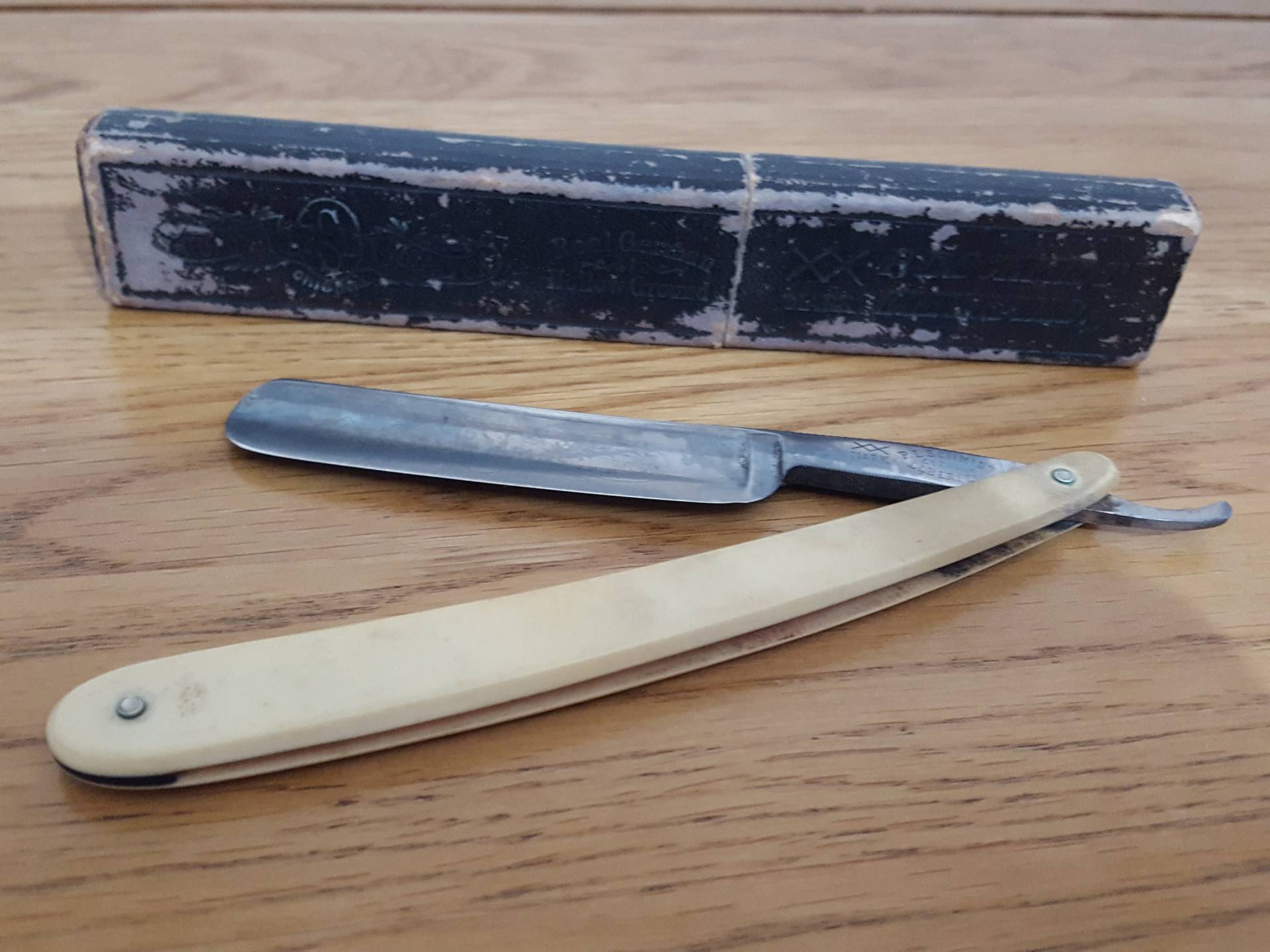 Vintage Rasiermesser, P L Schmidt, German Made, Cut Throat, Nassrasur, Barbershop, Enge Rasur, Herrenpflege Vintage Rasiermesser, P L Schmidt, German Made, Cut Throat, Nassrasur, Barbershop, Enge Rasur, Herrenpflege von Etsy - PastNFutureUK