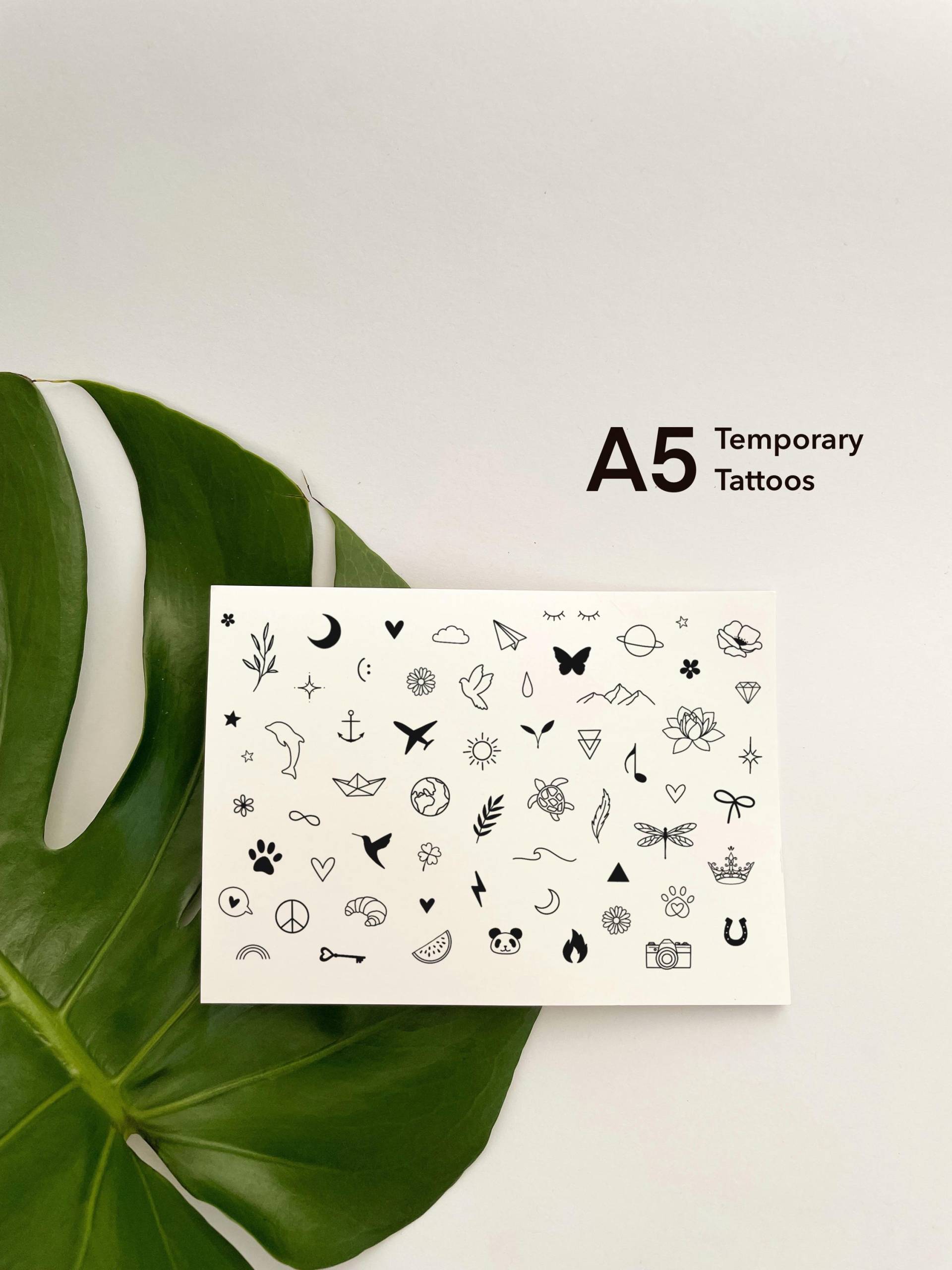 Temporäre Tattoos 50+ Motive | Bogen A5 Tattoo Klein, Minimalistisch Temporäre Tattoos 50+ Motive | Bogen A5 Tattoo Klein, Minimalistisch von Etsy - PastaAndPeonies