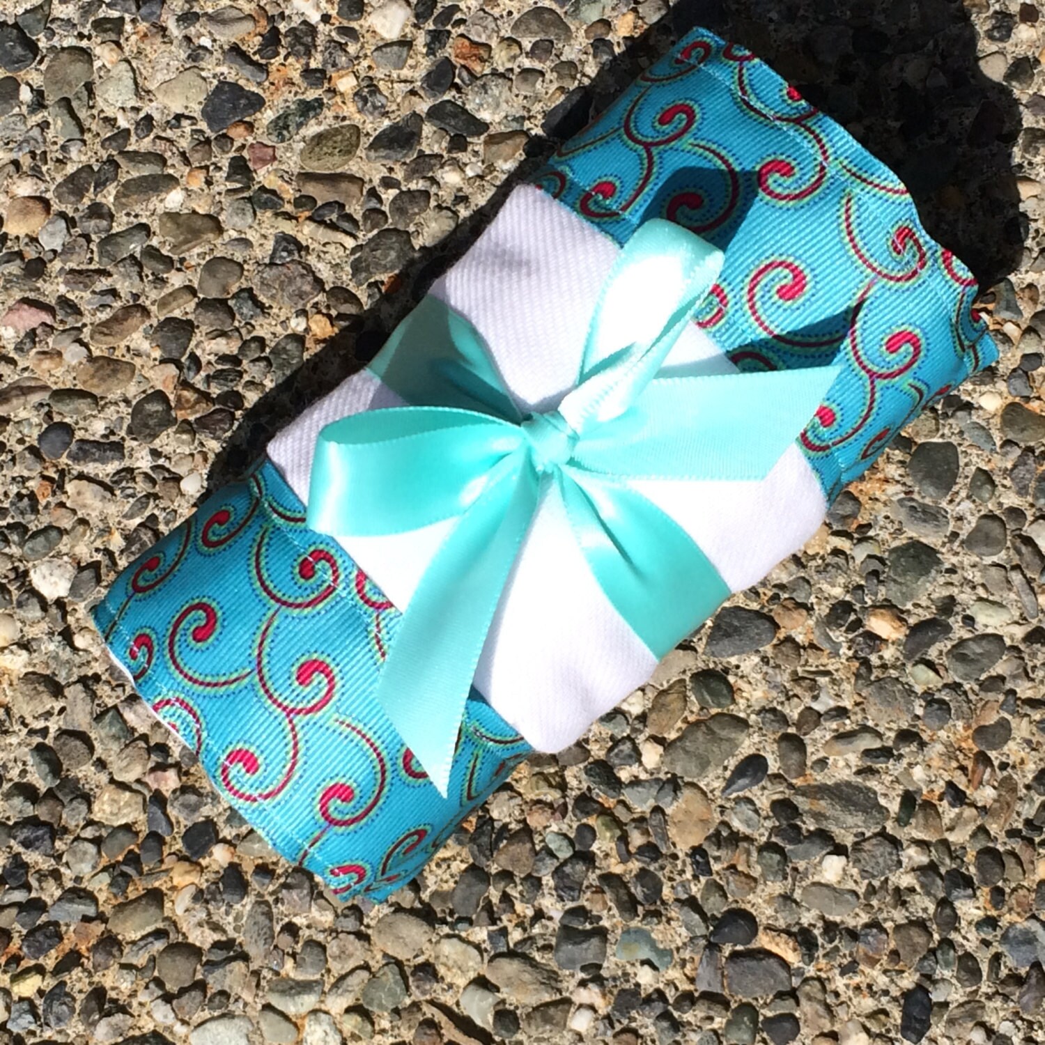 Rülpsen Tuch/Pad Ändern Rote Wirbelt Und Paisley Am Blaugrün Aqua, Personalisierung Zur Verfügung von Etsy - PathfinderGifts