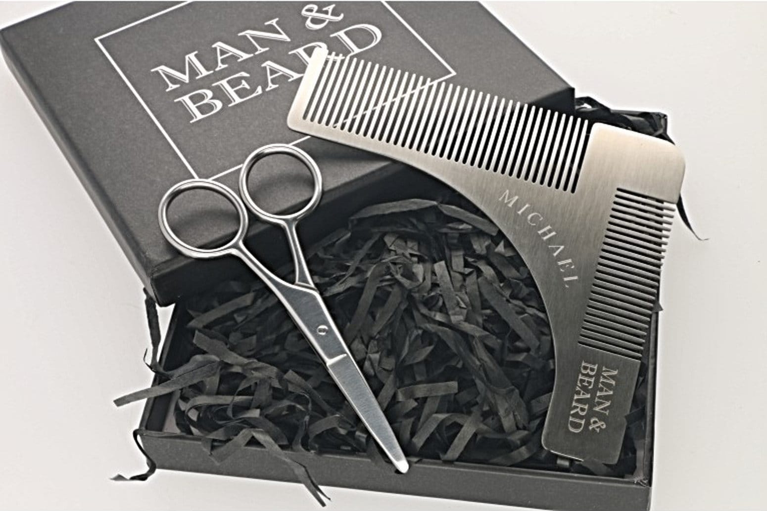 Personalisiertes Bart Kit Edelstahl Kamm & Schere Mit Gravur -Geschenk Für Männer - Personalisiertes Bart Kit Edelstahl Kamm & Schere Mit Gravur -Geschenk Für Männer - von Etsy - PearlinaJewelry