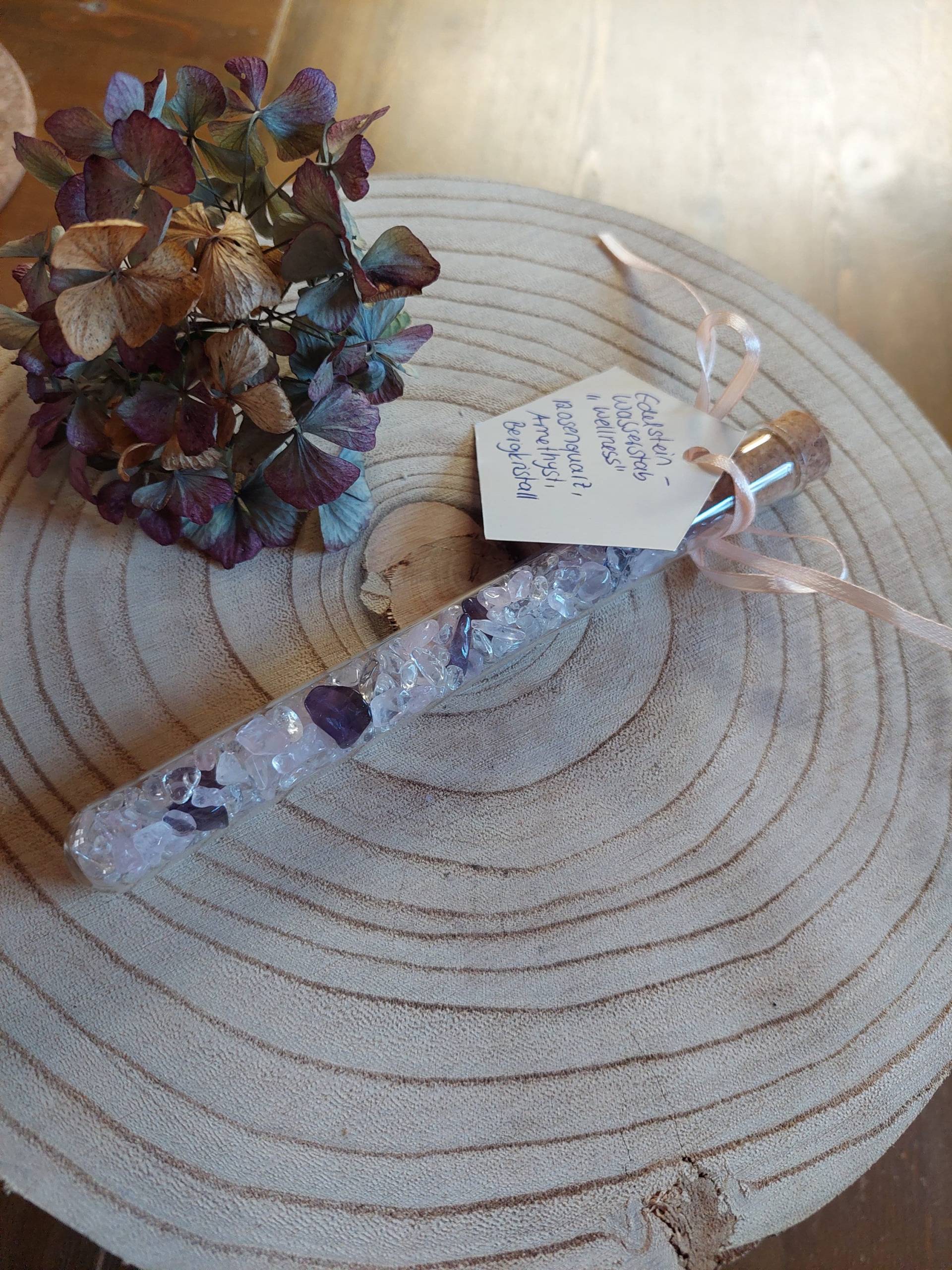 Edelstein Wasserstab Die Grundmischung-Wellness Amethyst, Bergkristall, Rosenquarz, Energetisiertes Wasser Edelsteinwasser - Der Kleine Edelstein Wasserstab Die Grundmischung-Wellness Amethyst, Bergkristall, Rosenquarz, Energetisiertes Wasser Edelsteinwasser - Der Kleine von Etsy - PearlysSchatzkammer