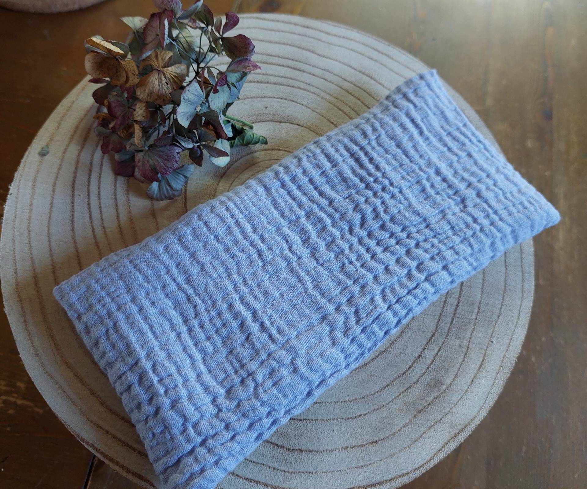 Yoga Augenkissen Meditationskissen Mit Bio Hirsefüllung Musselin Hellblau Außenhülle Yoga Augenkissen Meditationskissen Mit Bio Hirsefüllung Musselin Hellblau Außenhülle von Etsy - PearlysSchatzkammer