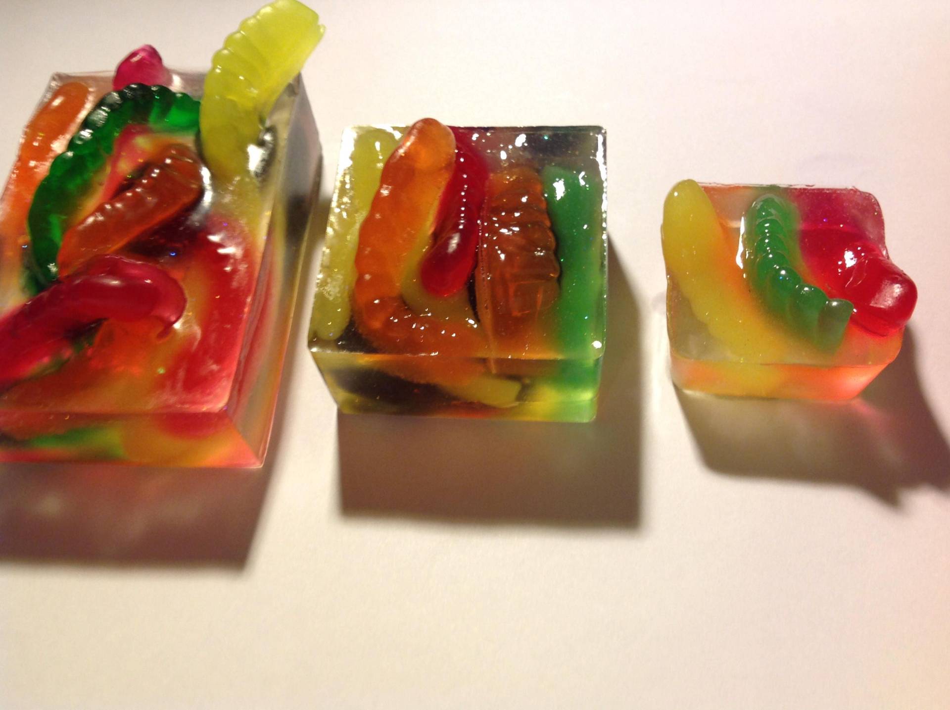 Gummy Worms Spa Bar von Etsy - PennyCandyLLC