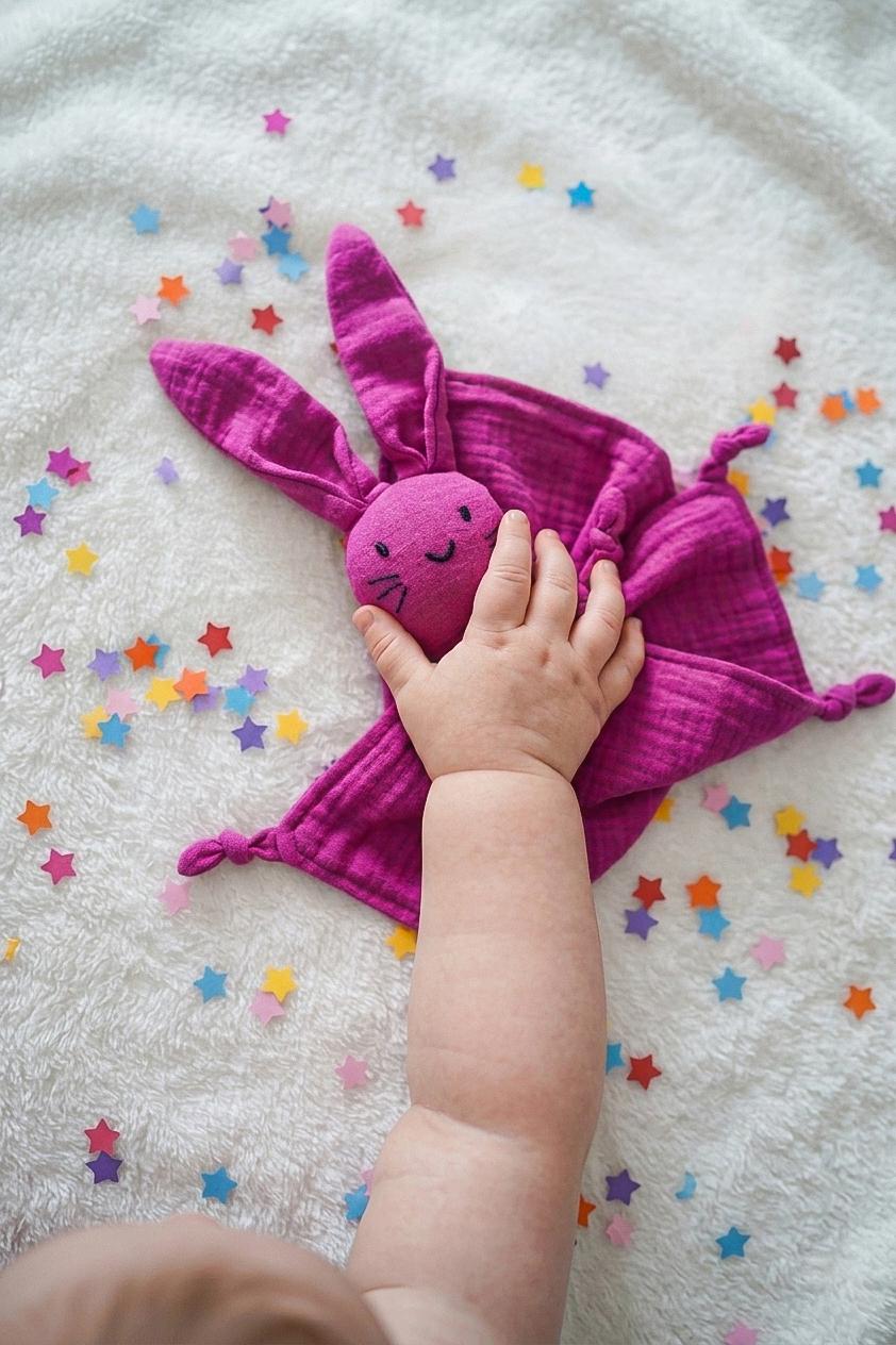 Personalisierbares Geschenk Für Babys Musselin Schnuffeltuch Hase Schmusetuch Lieblingstier Kuscheltier Baby New Born Hallo Welt Stofftier von Etsy - PeppieShop