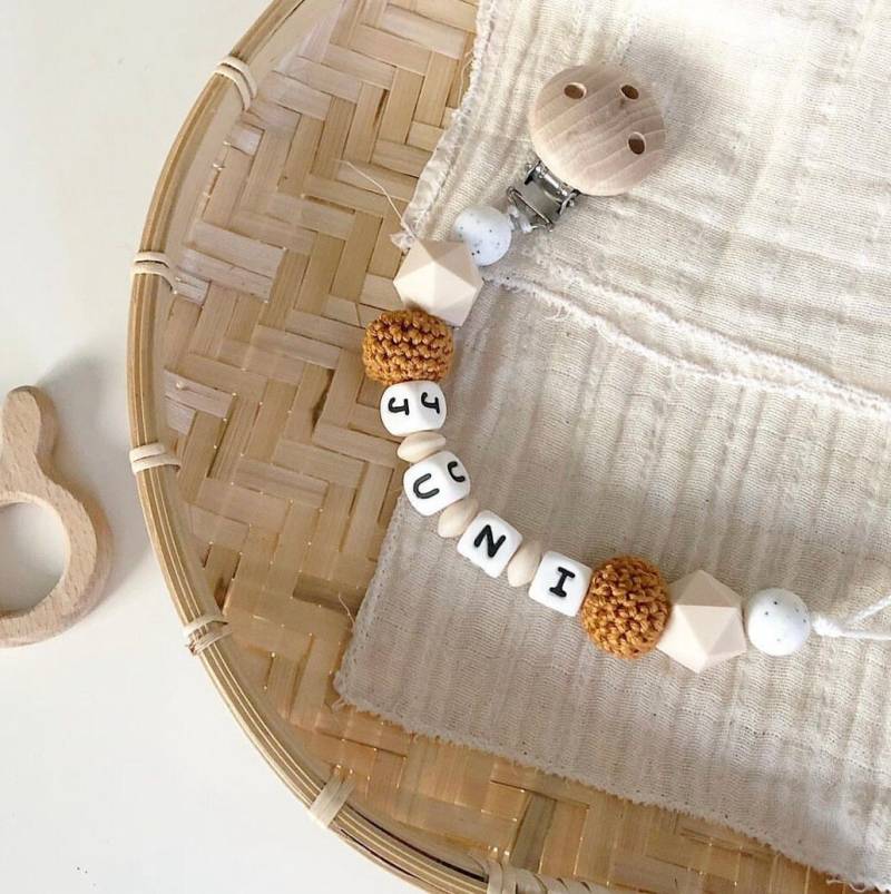Schnullerkette Frida von Etsy - Perlenliebchen