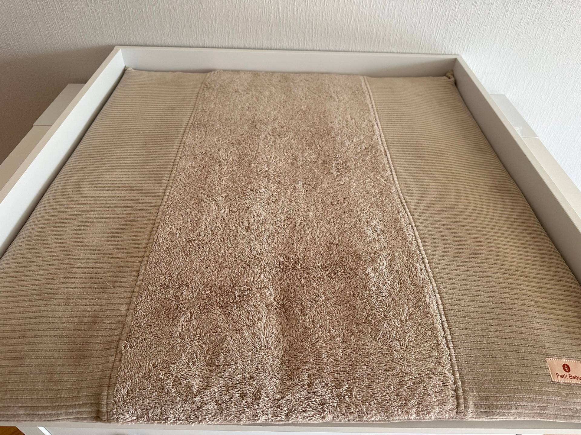 Beige Wickelunterlage Mit Abnehmbarem Bezug, Neutrale Bezug Beige Wickelunterlage Mit Abnehmbarem Bezug, Neutrale Bezug von Etsy - PetitBabu